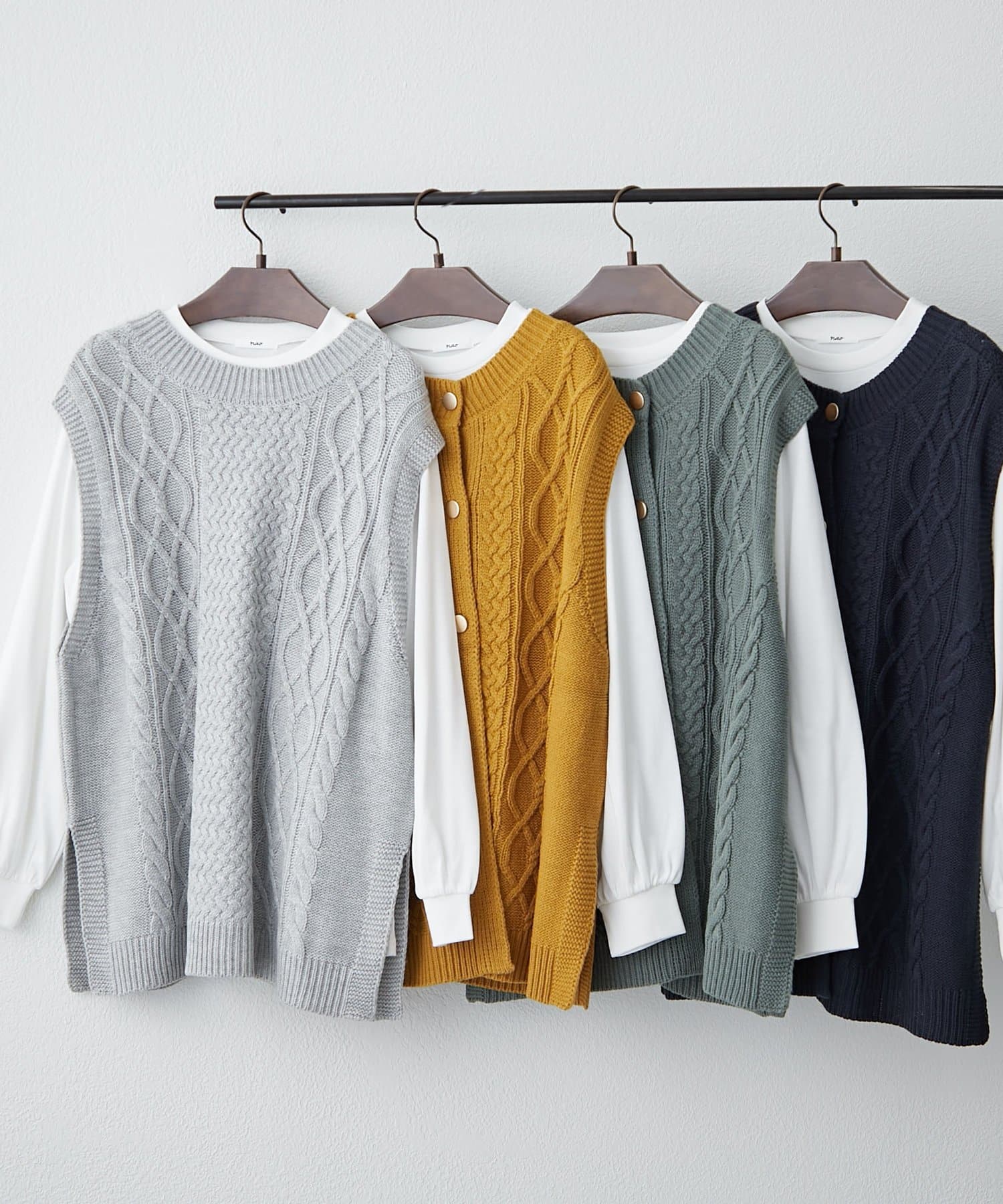 NICE CLAUP / OLIVE des OLIVE OUTLET(ナイスクラップ  / オリーブ デ オリーブ アウトレット) 2セットアイテム【RMAF】ニットベスト+ロンT
