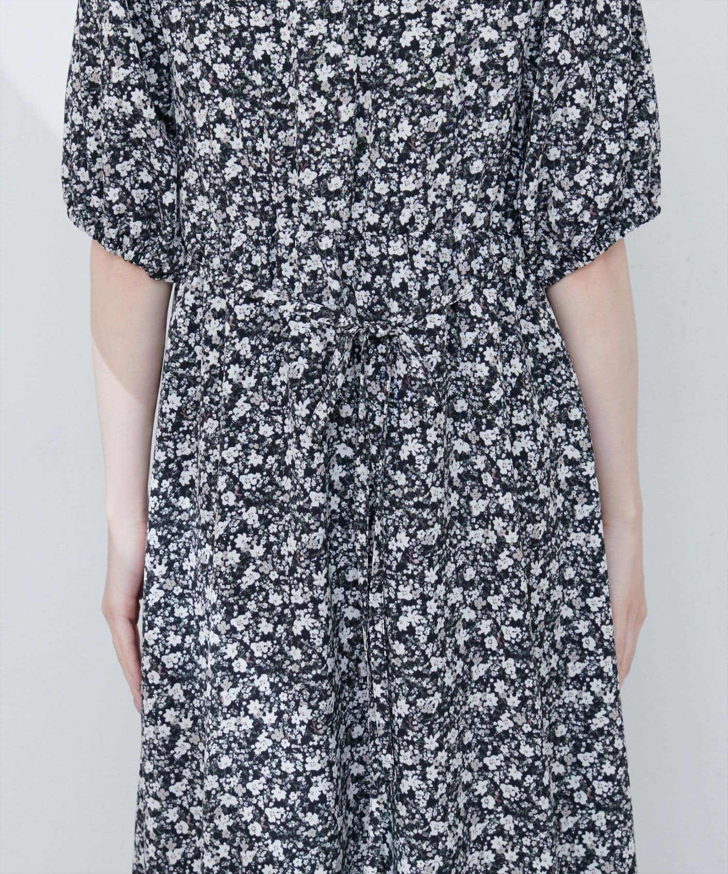 natural couture(ナチュラルクチュール) 【WEB限定】カシュクールパフスリーブワンピース