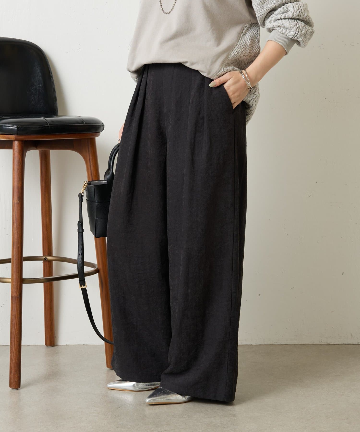 Jena　espace merveilleux(ジェナ　エスパスメルヴェイユ) ピーチスキンタックパンツ