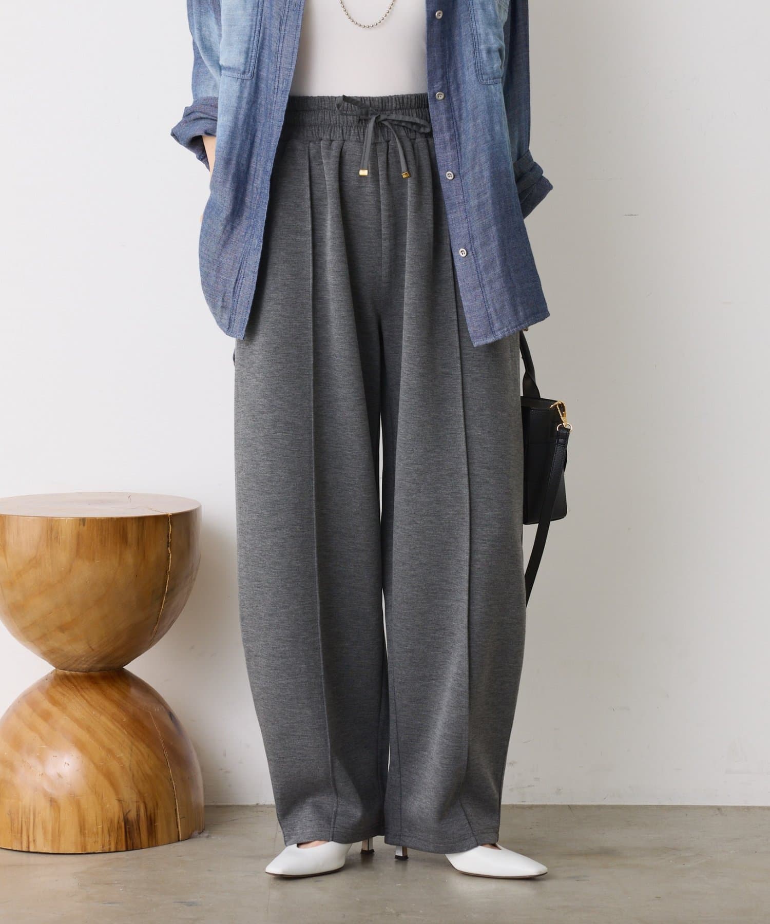 Jena　espace merveilleux(ジェナ　エスパスメルヴェイユ) ダンボールカーブパンツ
