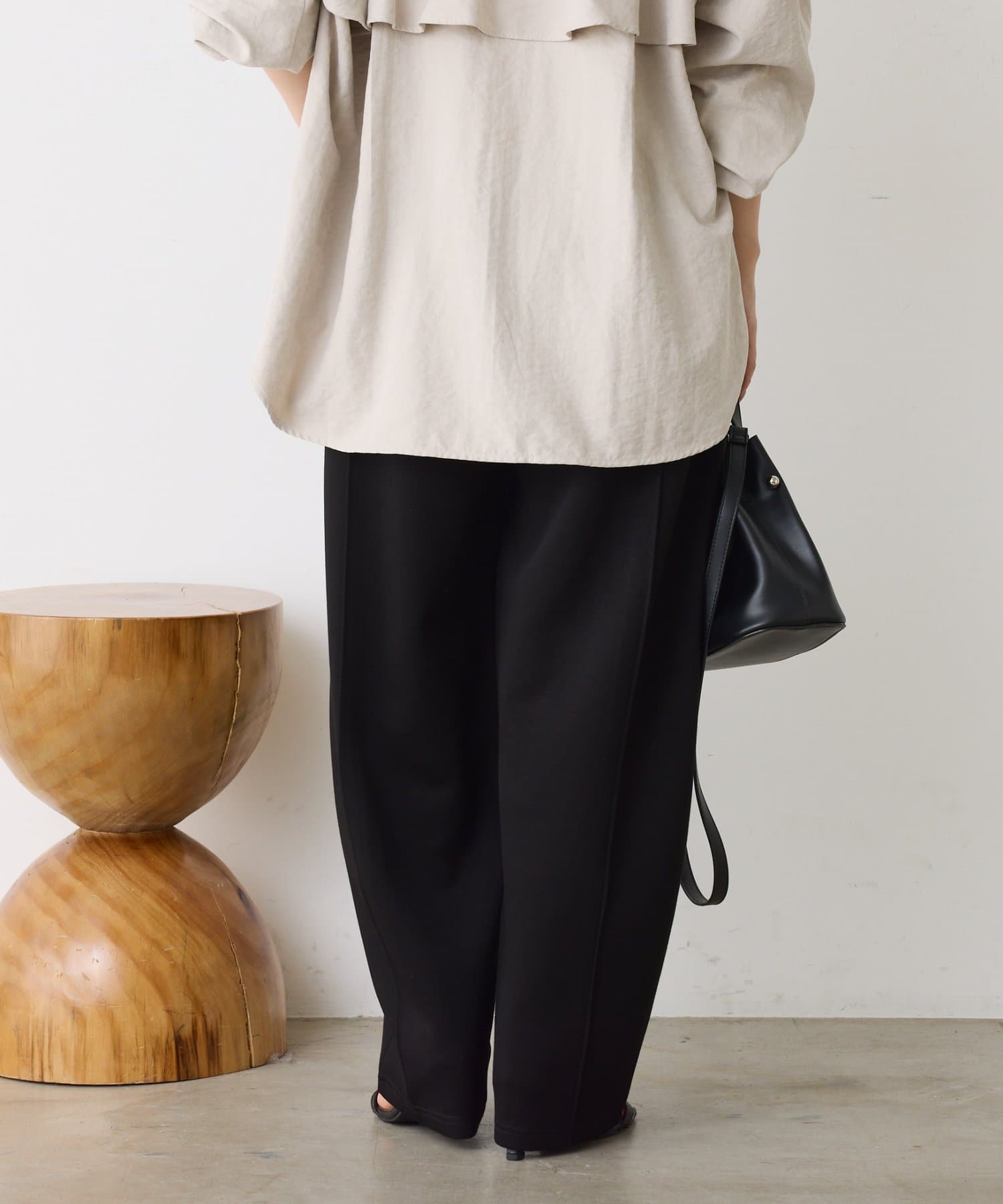 Jena　espace merveilleux(ジェナ　エスパスメルヴェイユ) ダンボールカーブパンツ