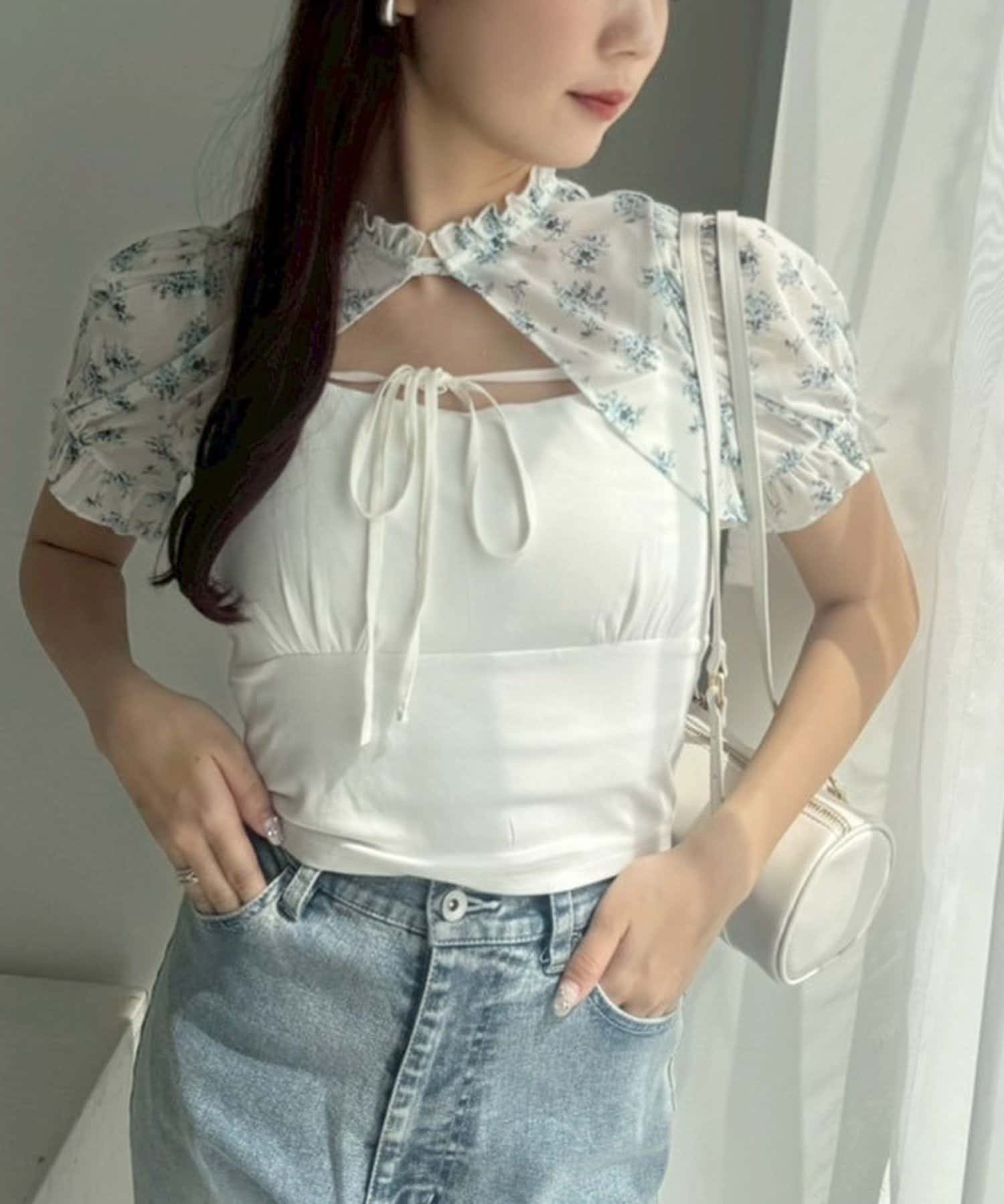 ~NICECLAUP 2025SS Summer Collection~ボリューム袖のボレロとキャミソールがセットになったアイテムボレロは短丈になっているので、スタイルアップ効果も◎パフスリーブになっ