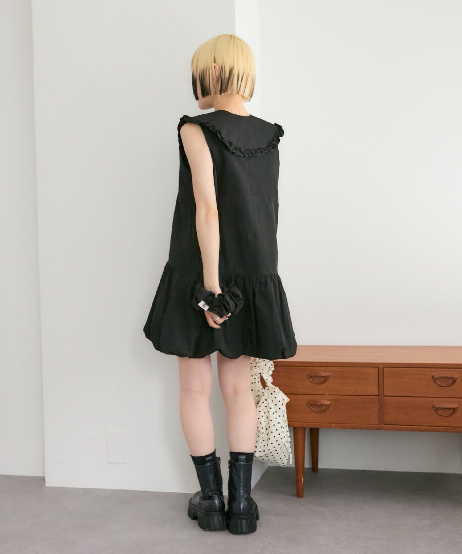 w closet(ダブルクローゼット) 【25AW】【3点セット/3色展開】シュシュ衿付きバルーンワンピ