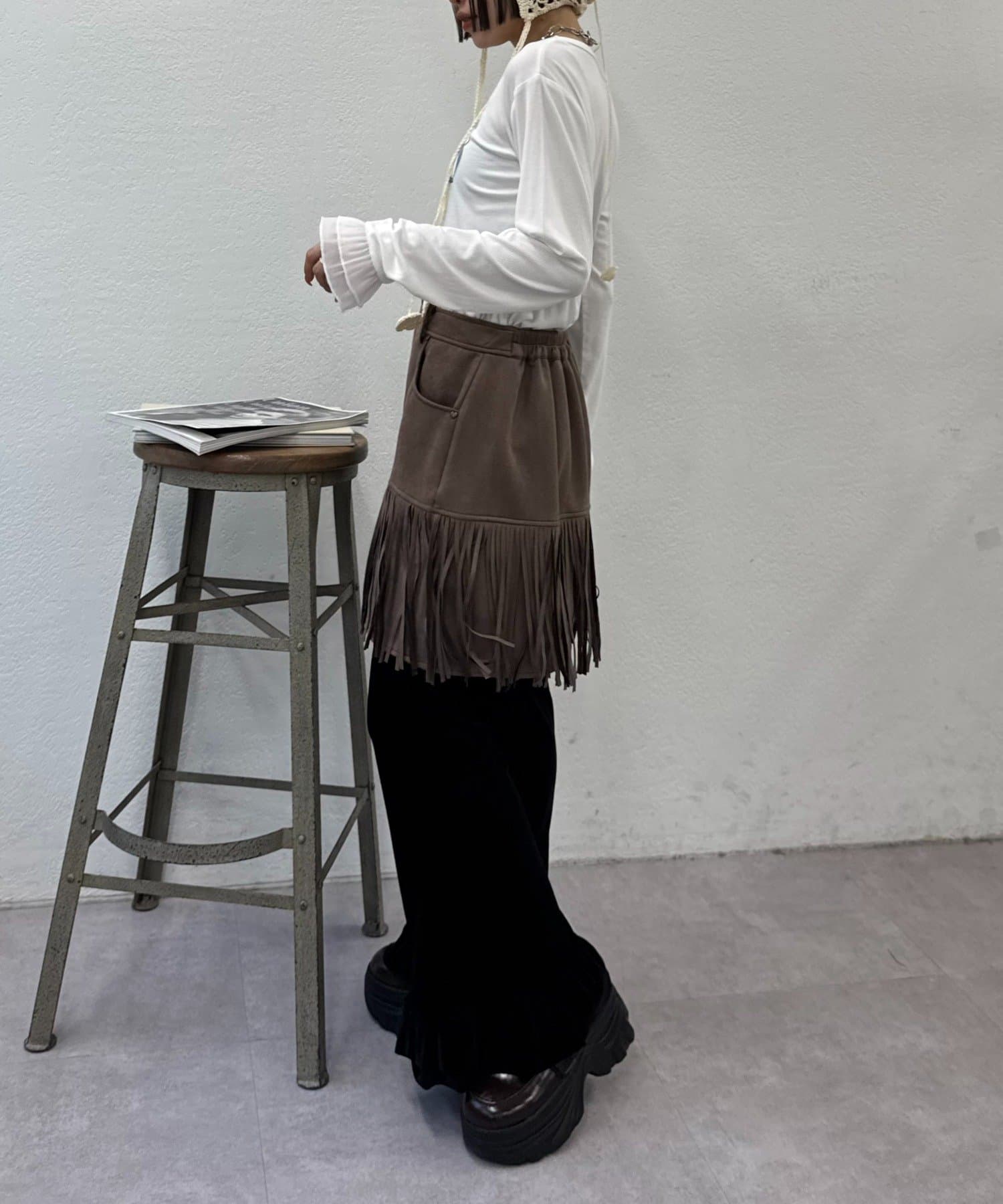 w closet(ダブルクローゼット) 【25AW】【４色展開】裾フリルベロアパンツ