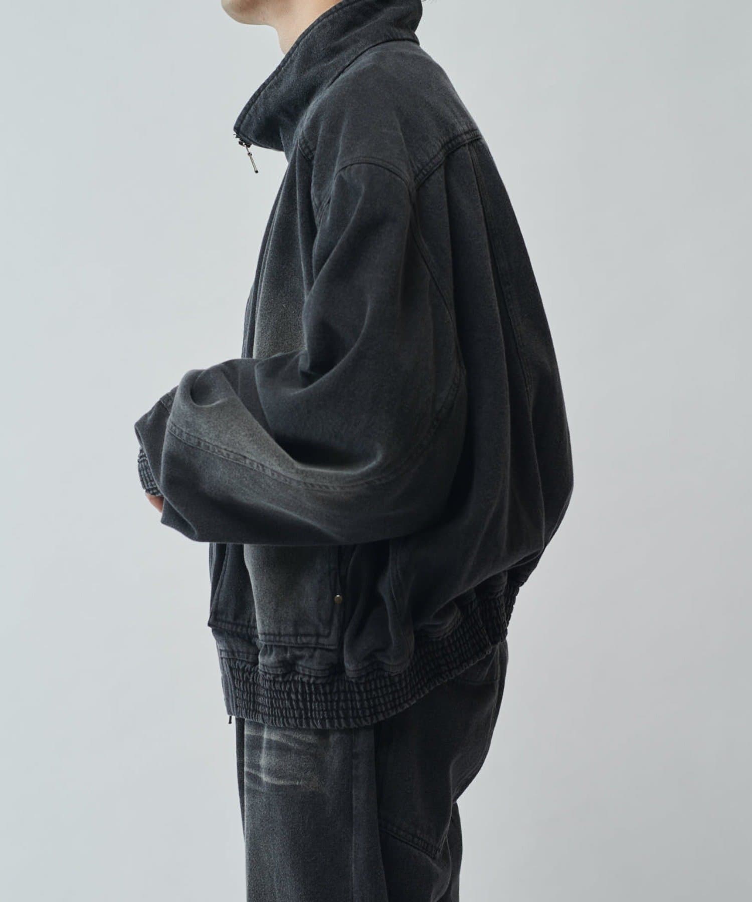 ブラック】【Lui's】【SURJENT】 スタッズワイドストレートデニム