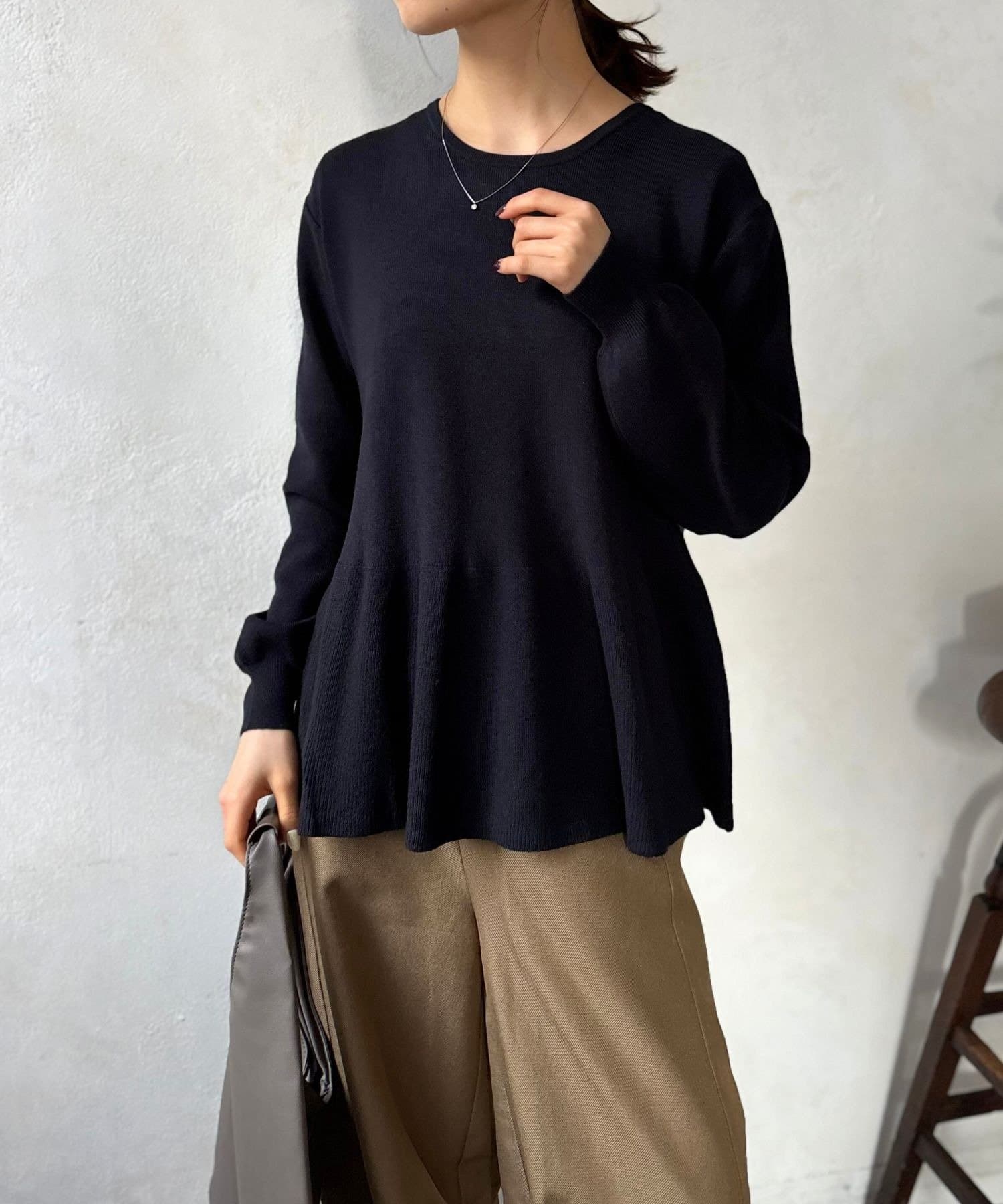 LOCUST(ローカスト) 【伸縮性◎/大人女性に】バックパールペプラムニット