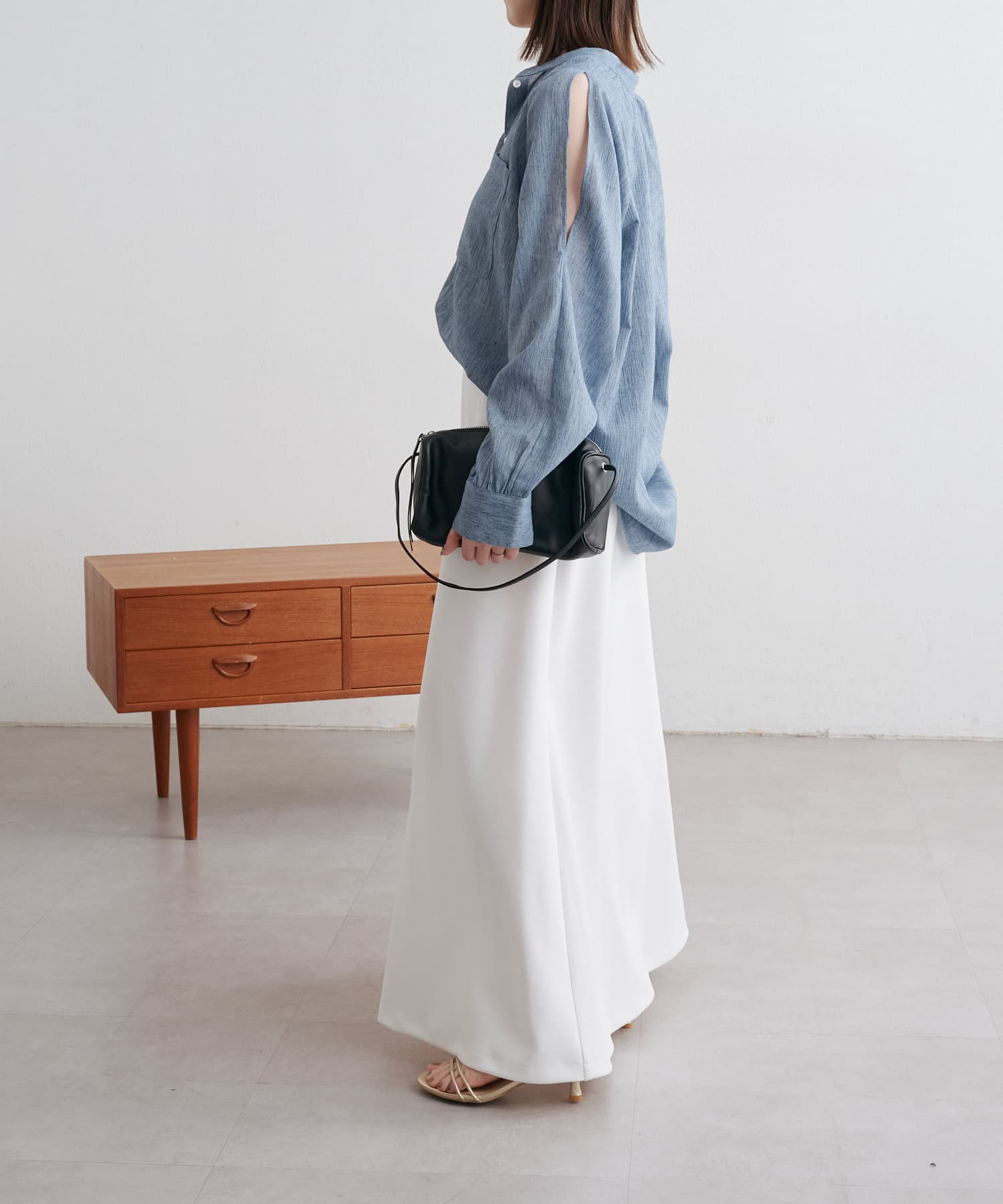 OUTLET(アウトレット) 【Omekashi】ヨウリュウショルダースリットシャツ