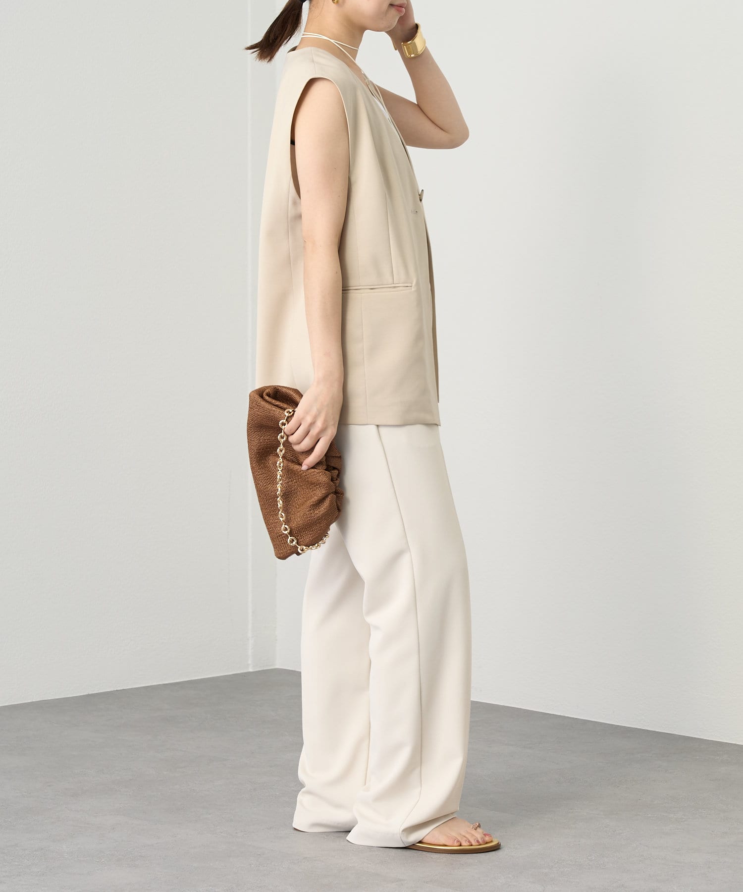 Loungedress リネンライクニットベスト 新品 - メルカリ