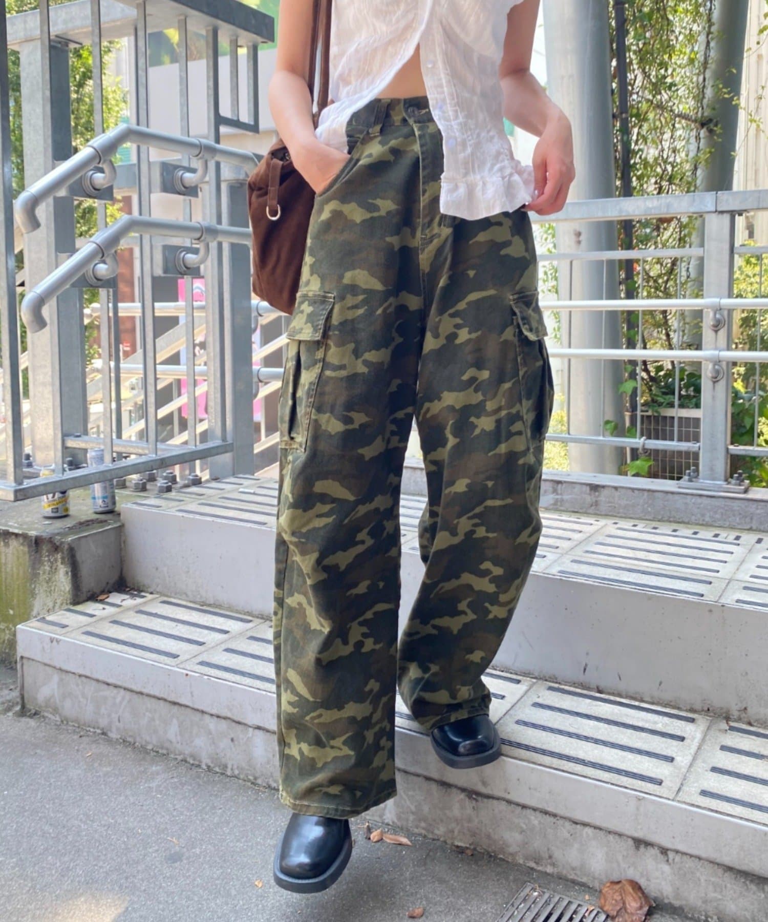 OUTLET(アウトレット) 【RAY CASSIN】デニムカーゴパンツ