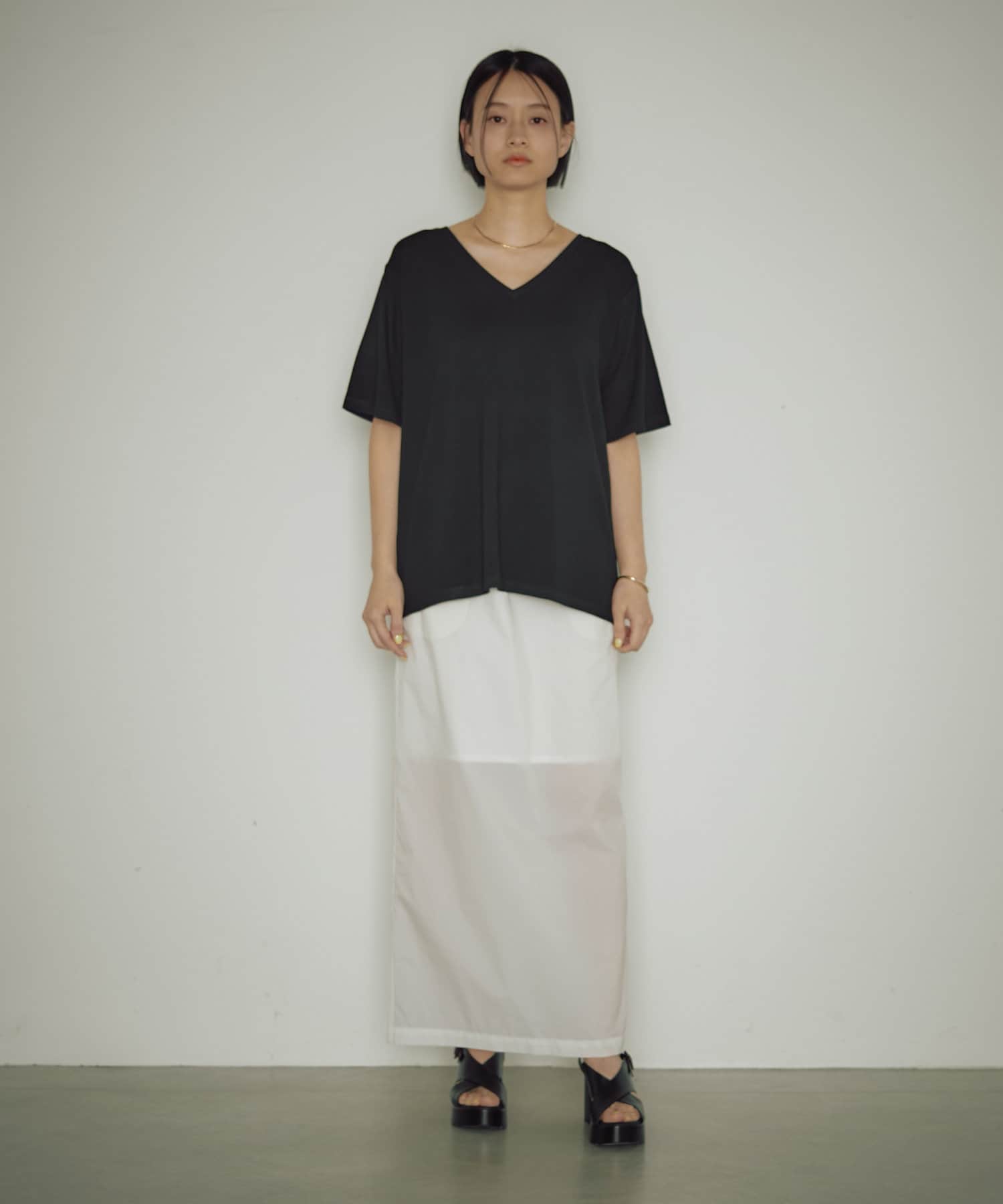 最も信頼できる earthy_】シアーナイロンタイトスカート | OUTLET(アウトレット スカート