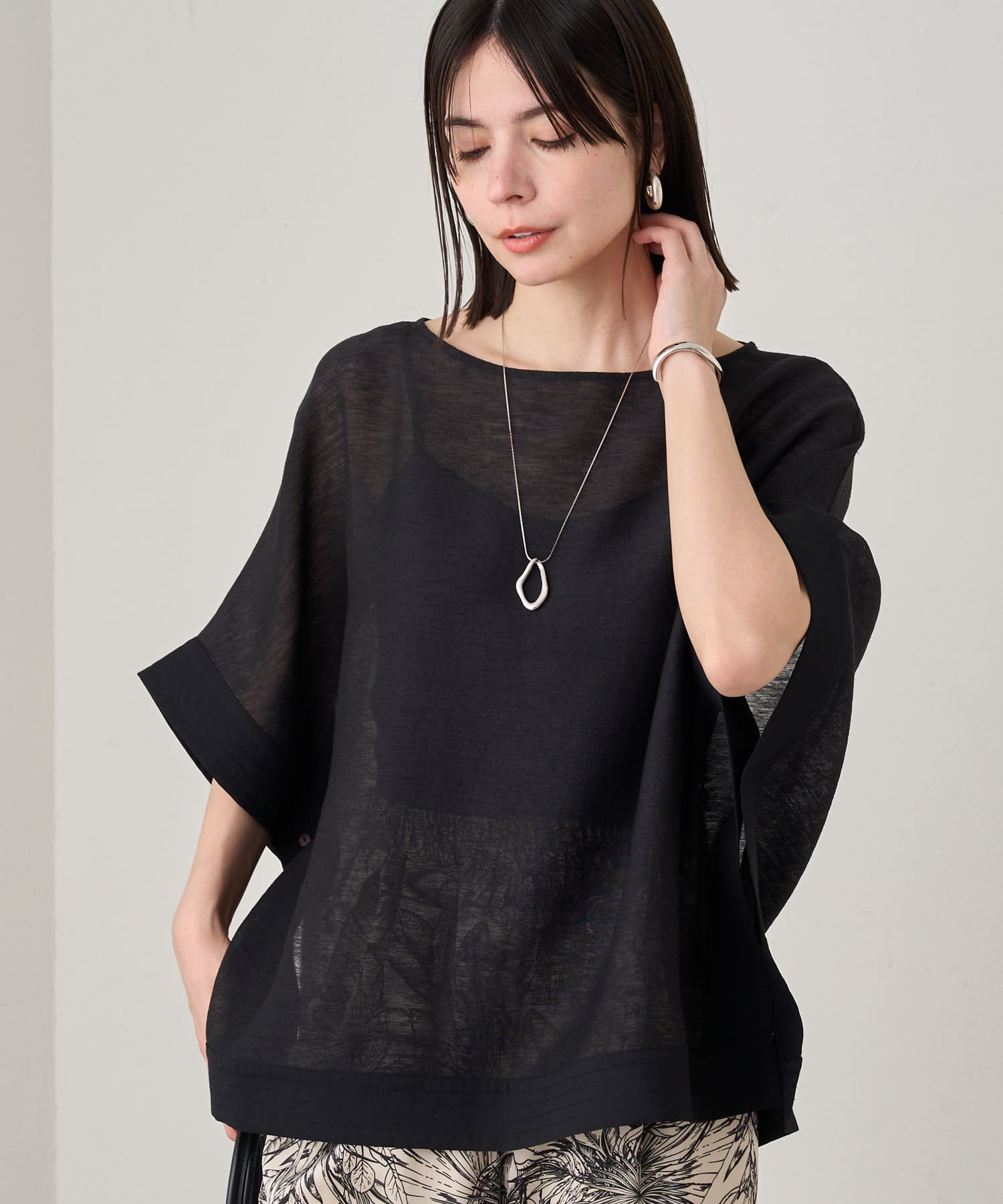 「#期間限定」のおすすめ人気ランキング Loungedress】シアースクエアブラウス | OUTLET(アウトレット トップス
