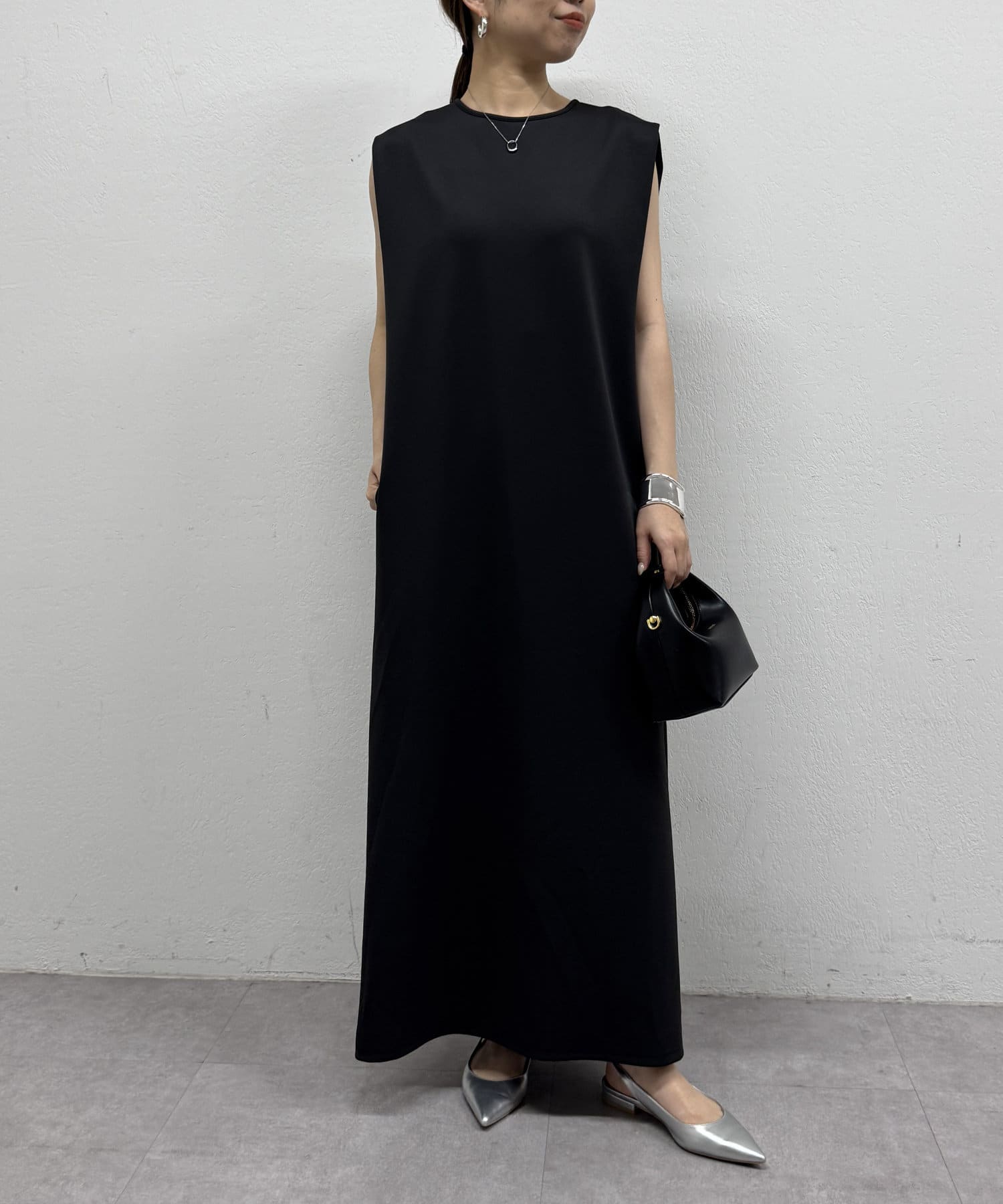 【Loungedress】ポンチフーディー　ネイビー Loungedress】ライトポンチワンピース | OUTLET(アウトレット