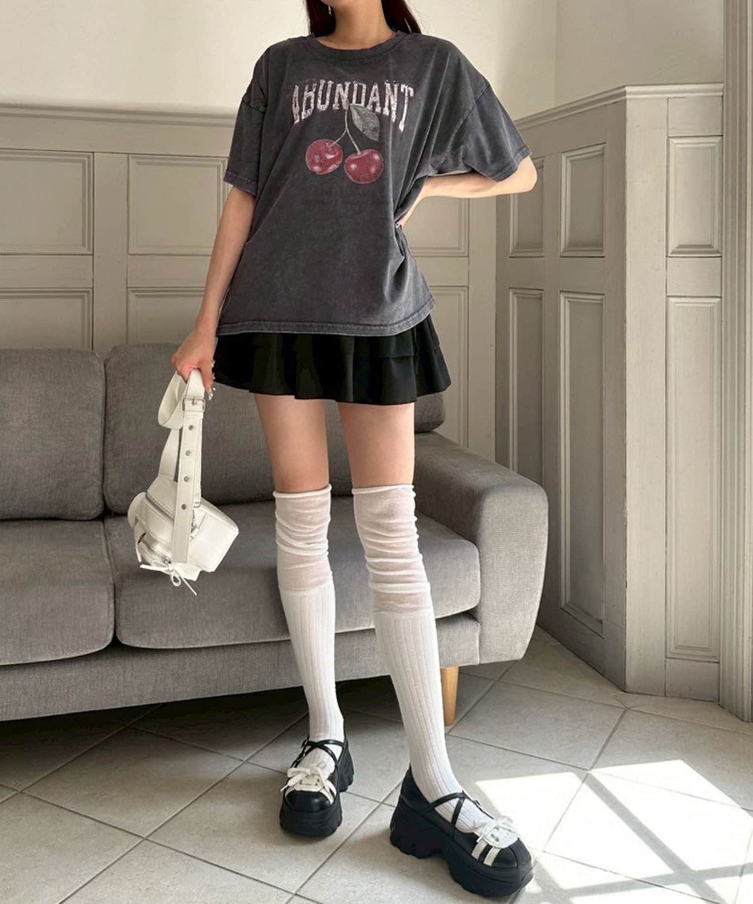 OLIVE des OLIVE(オリーブ デ オリーブ) Cherry Big Tシャツ
