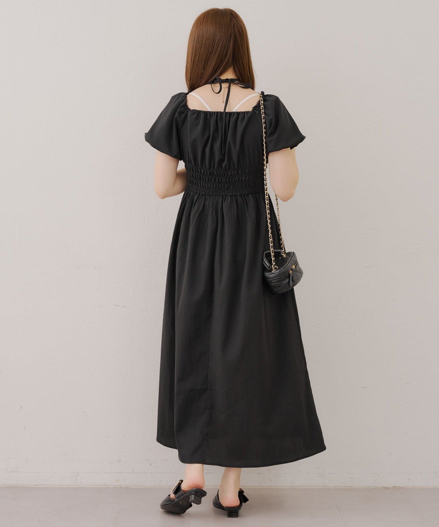 NICE CLAUP / OLIVE des OLIVE OUTLET(ナイスクラップ  / オリーブ デ オリーブ アウトレット) 【RMAF】ホルター付き袖バルーンワンピ