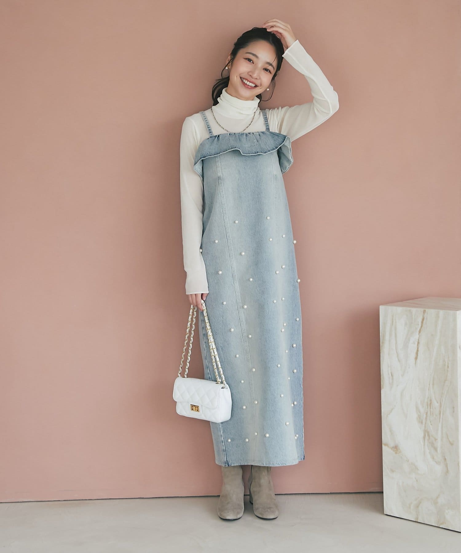 La boutique BonBon(ラブティックボンボン) パール付きデニムキャミワンピース