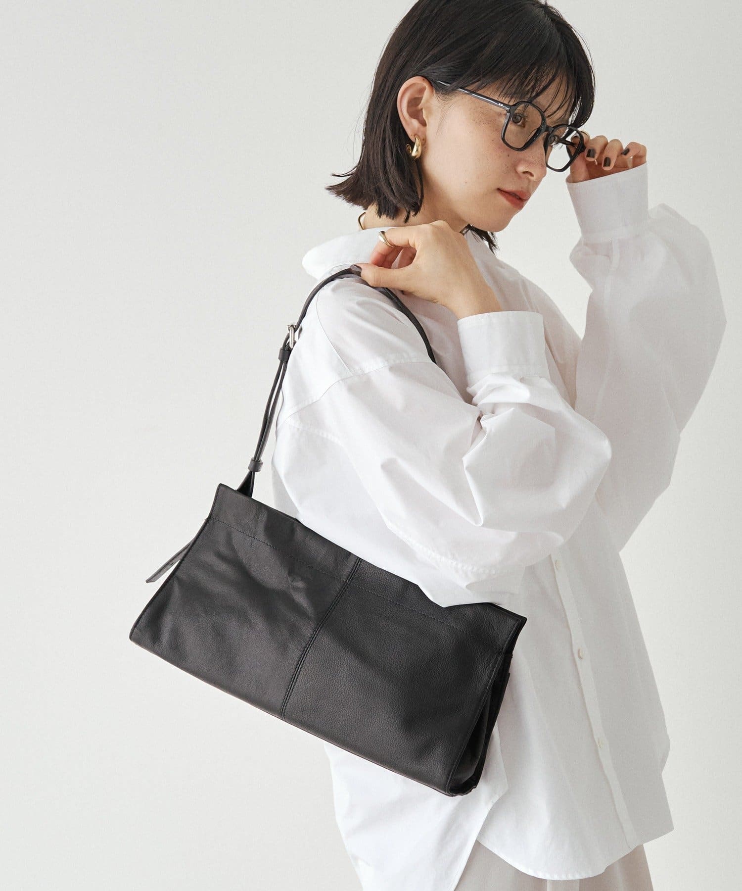 russet(ラシット) レザー横長ショルダーバッグ