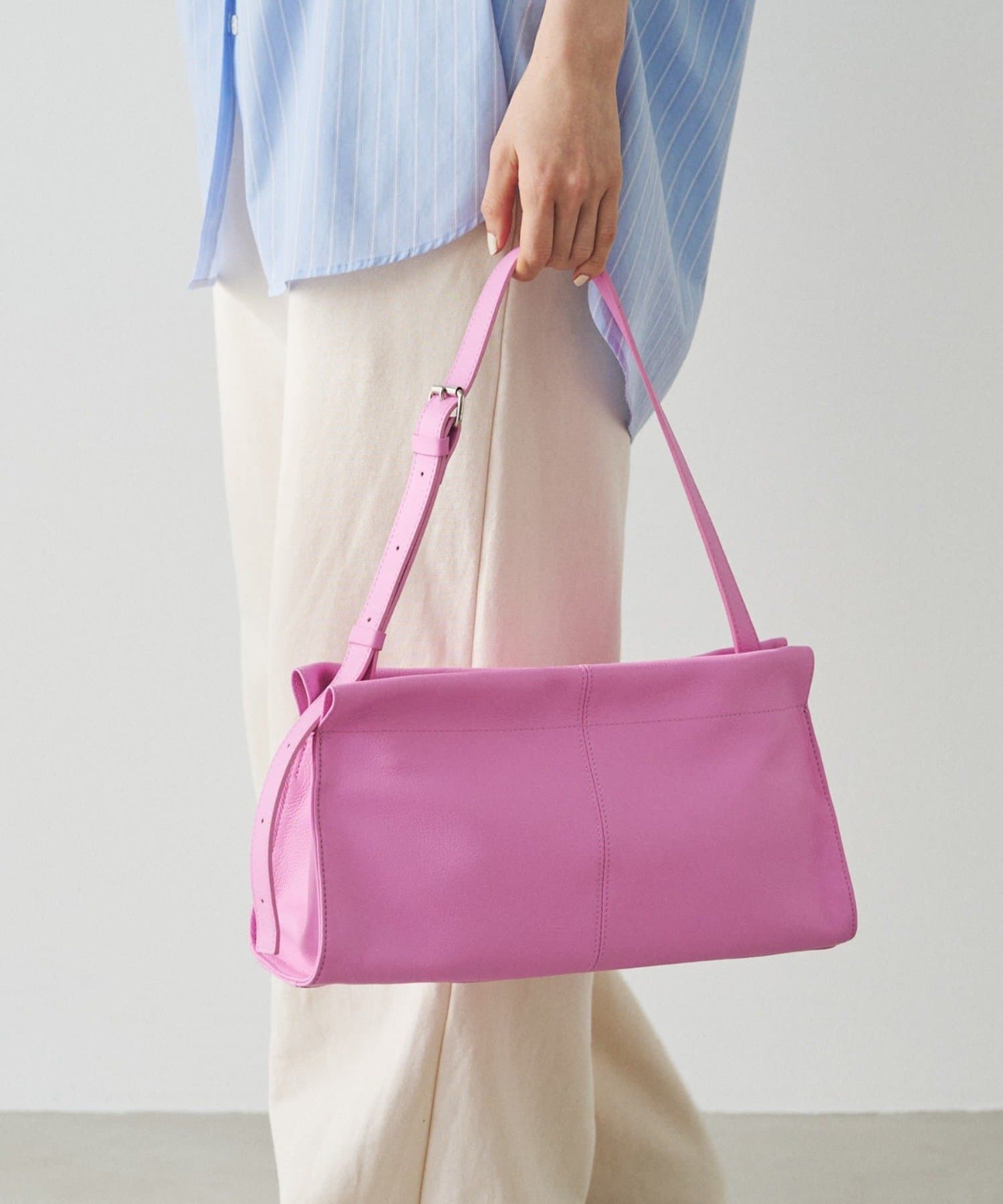 russet(ラシット) レザーショルダーバッグ