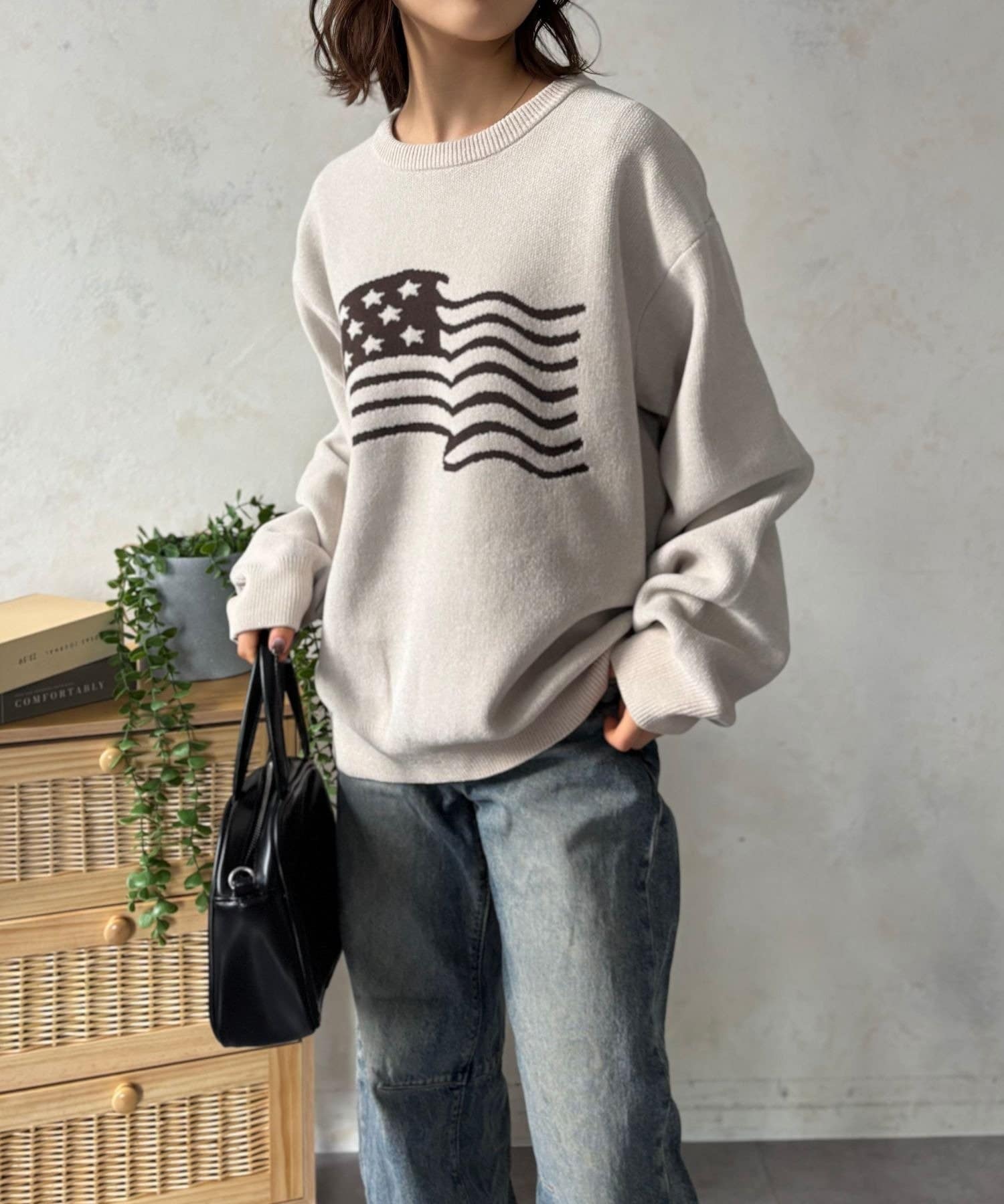 LOCUST(ローカスト) 【ユニセックス】 国旗柄モールニット