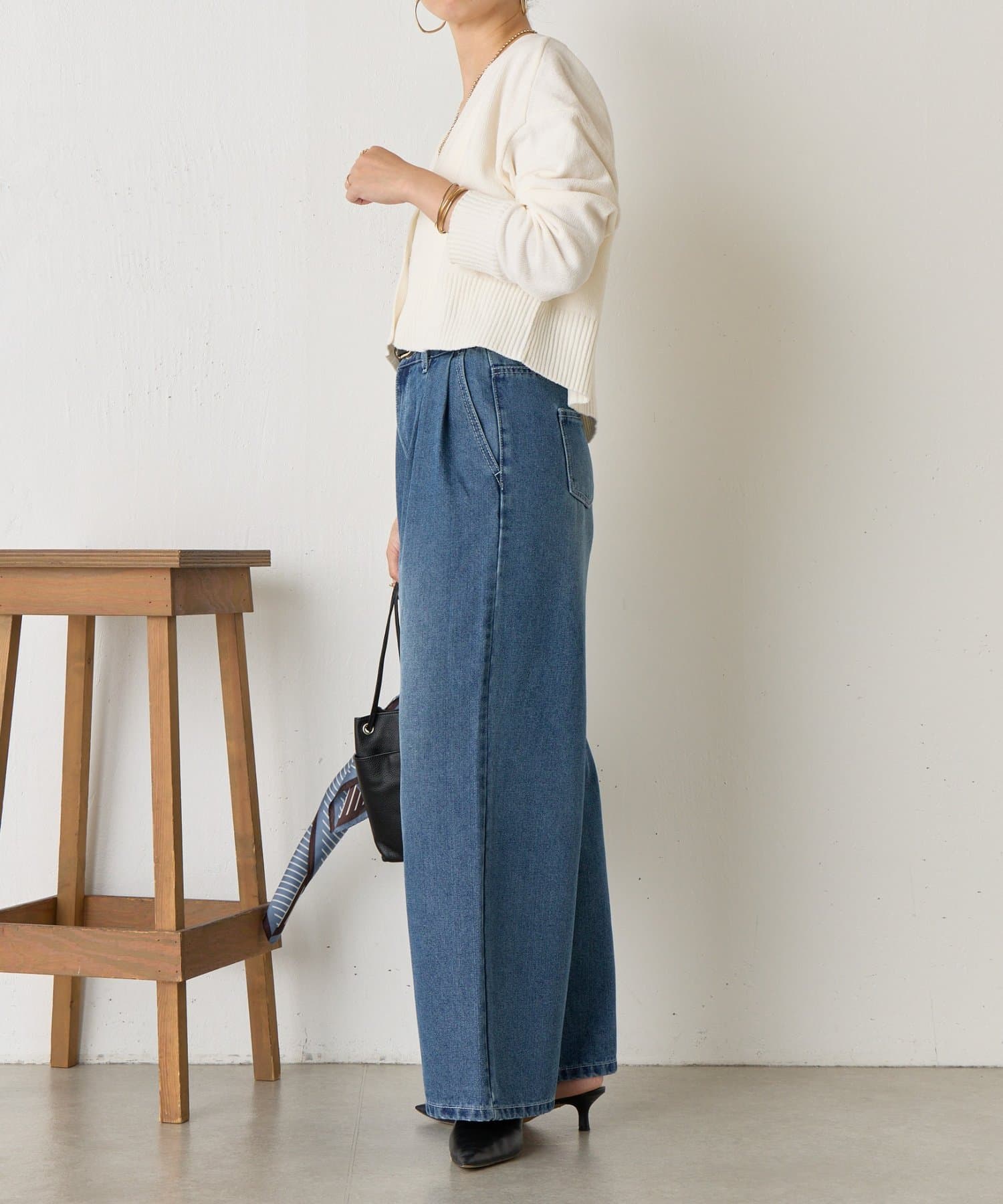 タックワイドデニムパンツ | Jena espace merveilleux(ジェナ