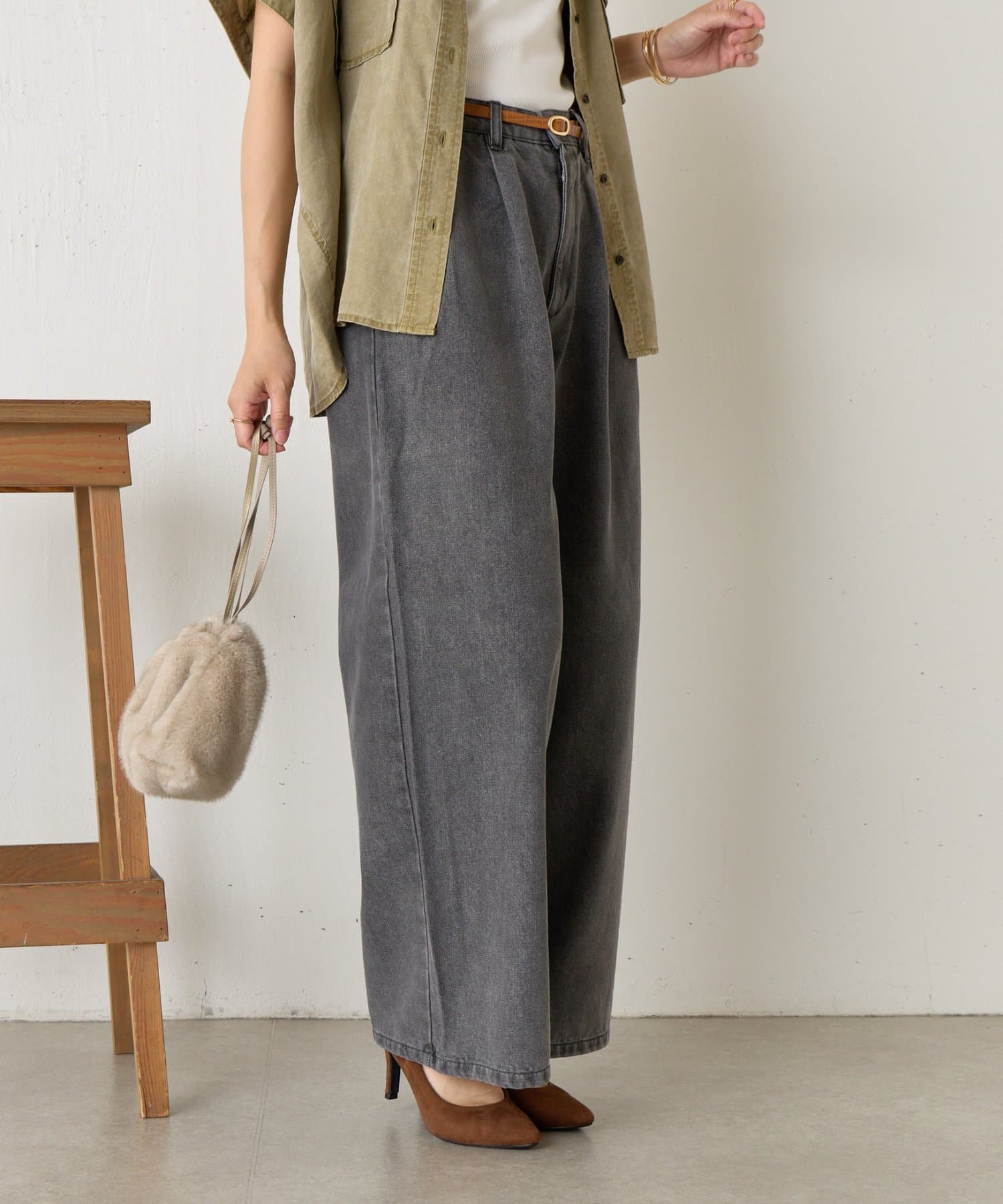 Jena　espace merveilleux(ジェナ　エスパスメルヴェイユ) タックワイドデニムパンツ