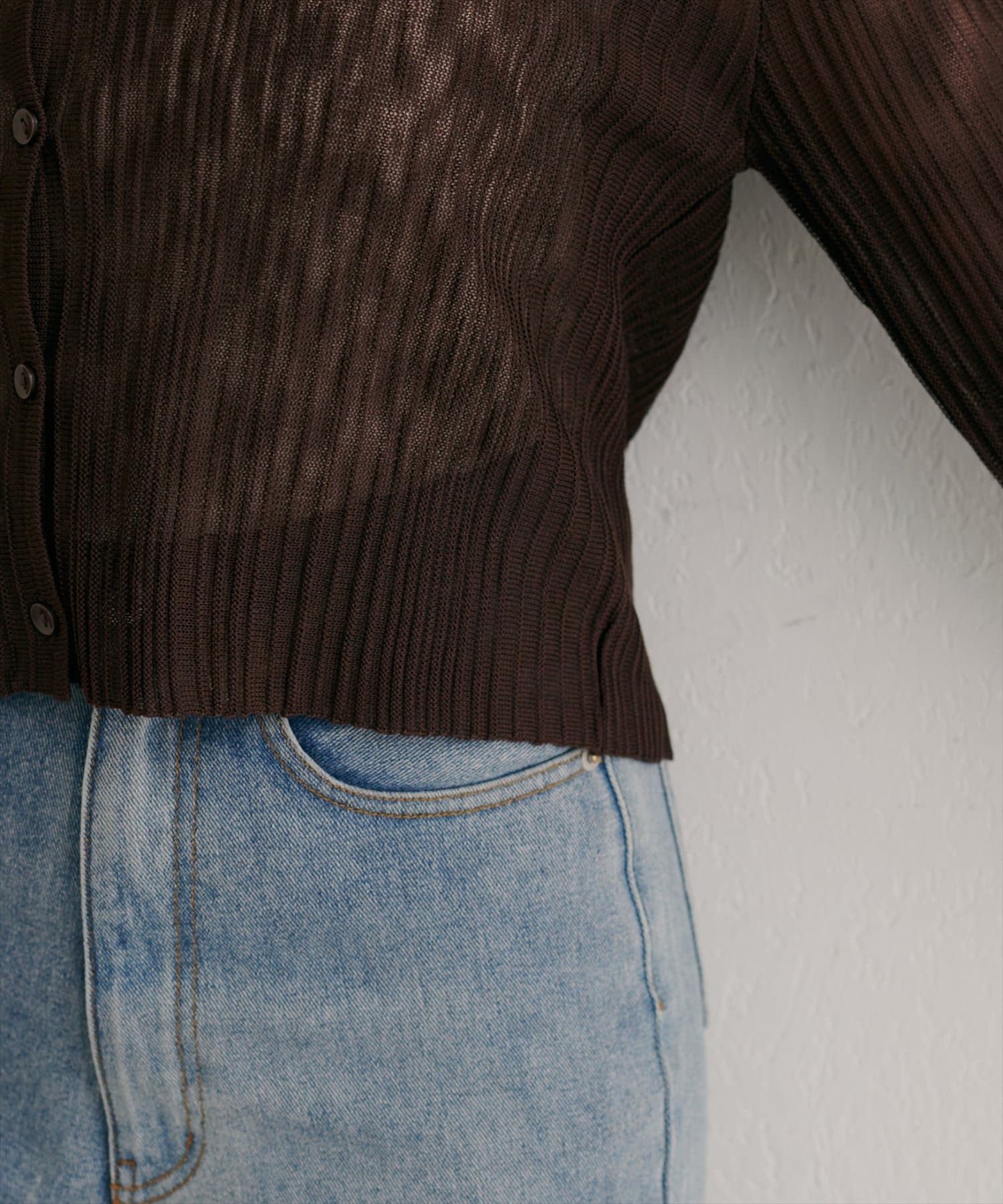 natural couture(ナチュラルクチュール) 【WEB限定】針抜きリブVネックシアーカーディガン