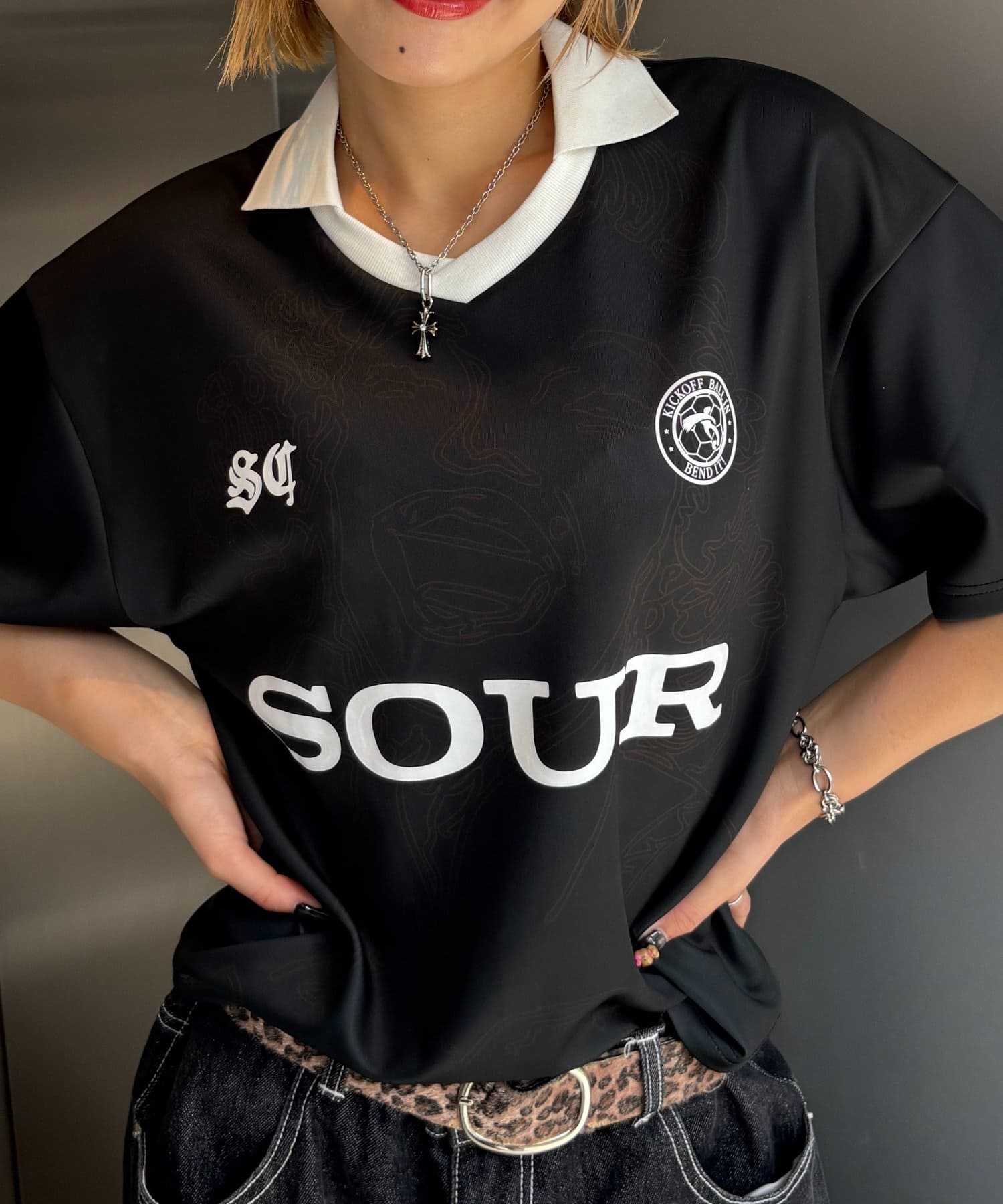 WHO’S WHO gallery(フーズフーギャラリー) 【SOUR CREAM/サワークリーム】モンローサッカーユニフォームTEE