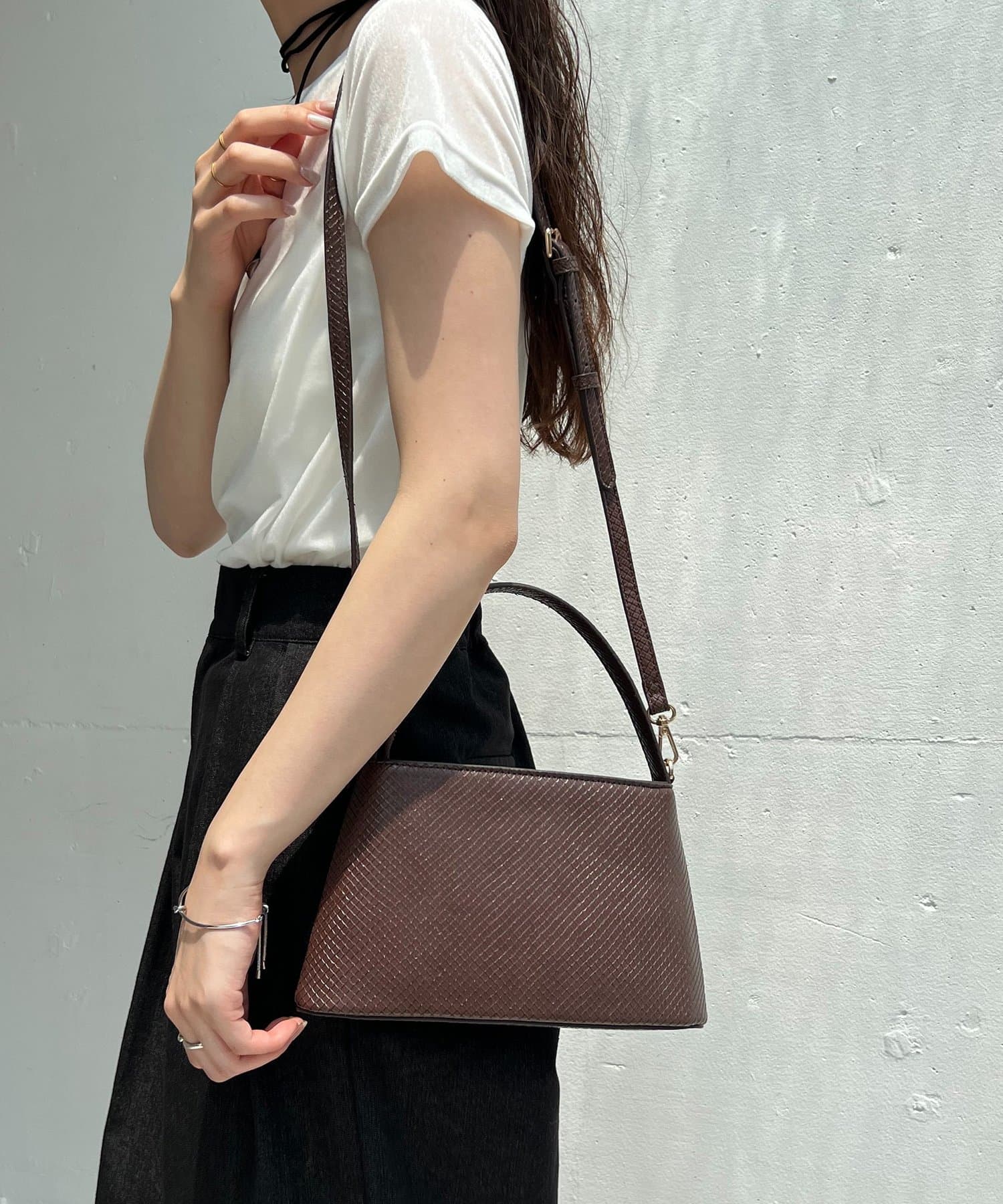 CAPRICIEUX LE'MAGE(カプリシュレマージュ) 台形型押しミニバッグ