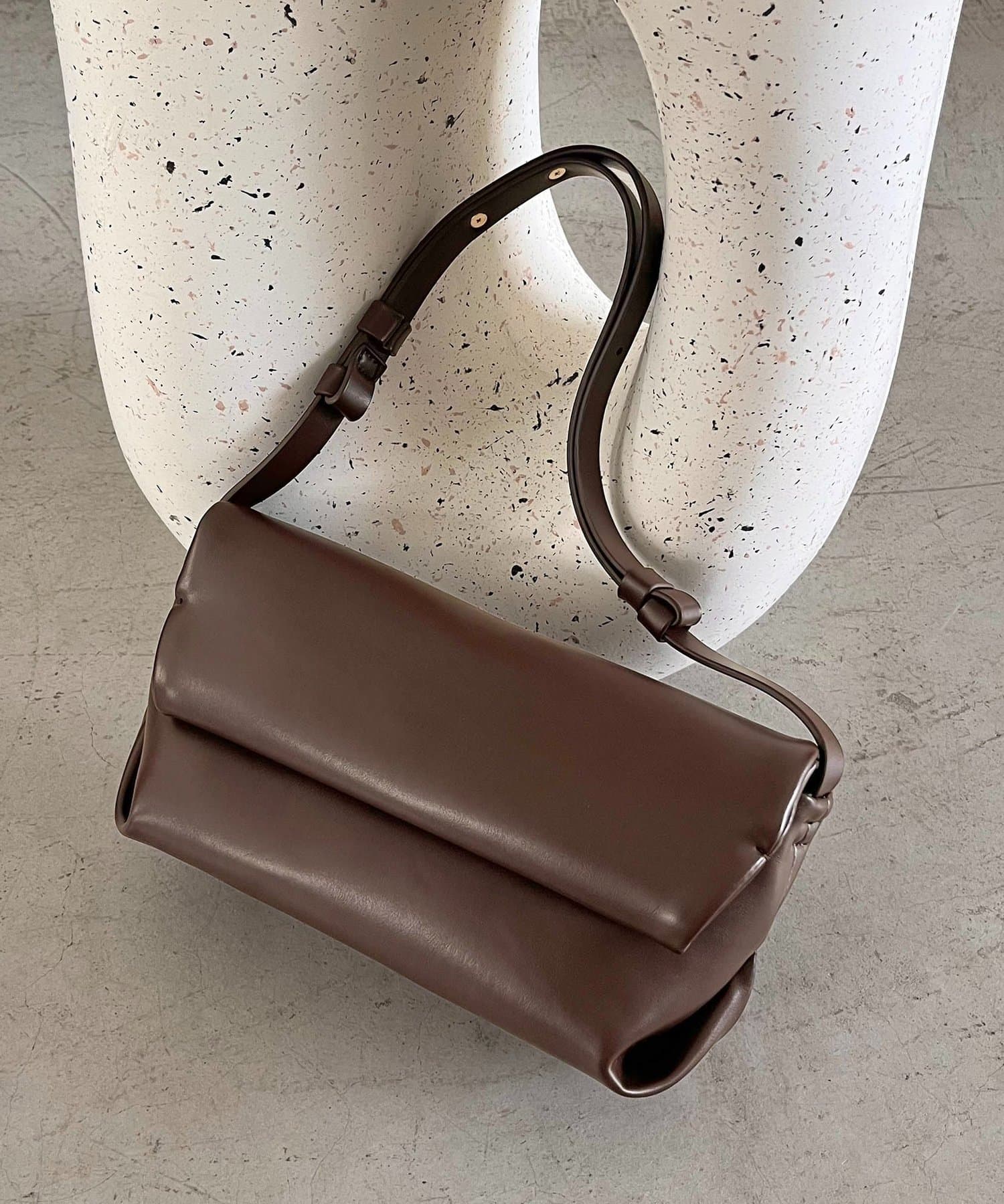 CAPRICIEUX LE'MAGE(カプリシュレマージュ) 【500mlペットボトル収納可◎】ロールバッグ
