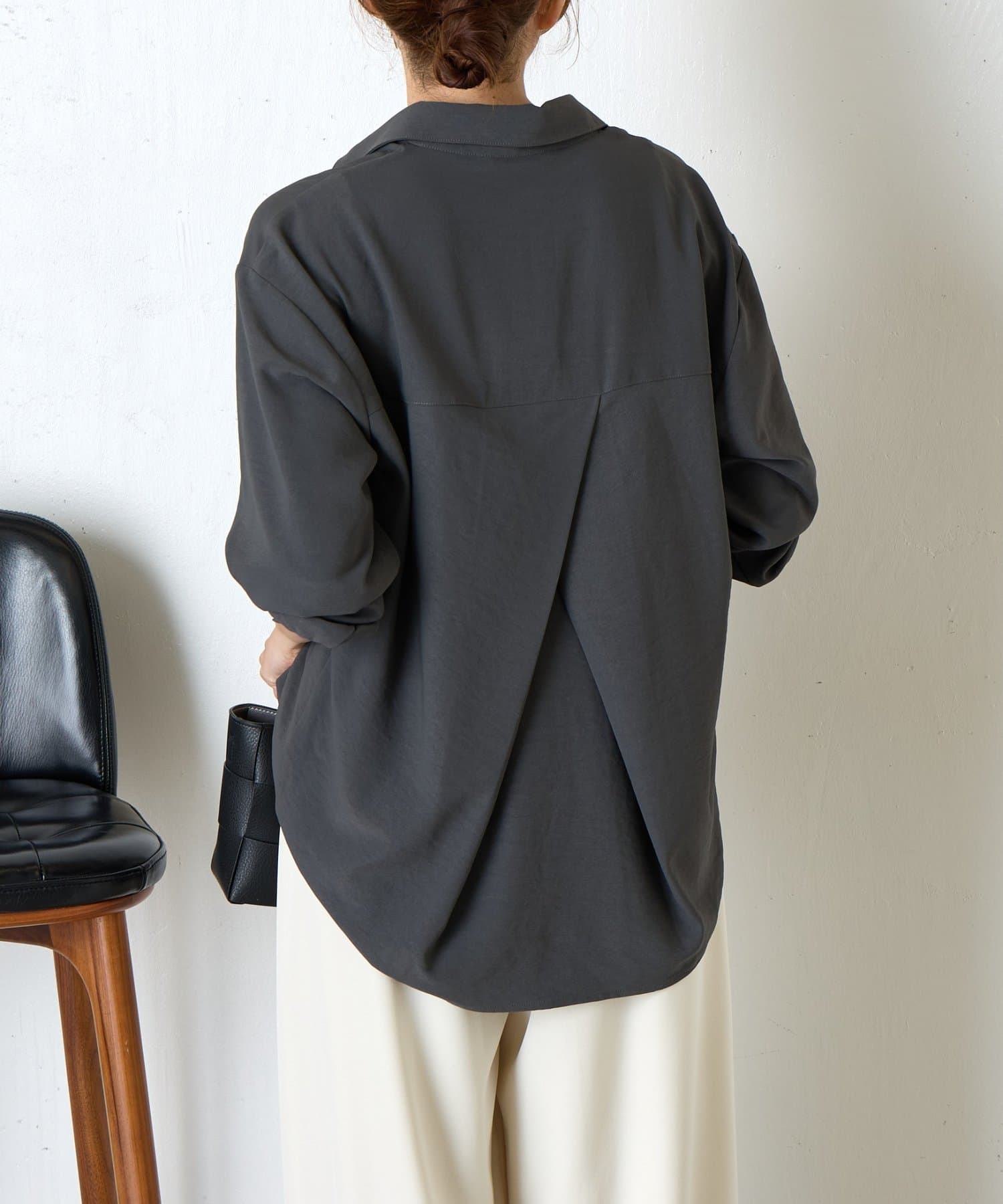 Jena　espace merveilleux(ジェナ　エスパスメルヴェイユ) トロミバッククロスシャツ