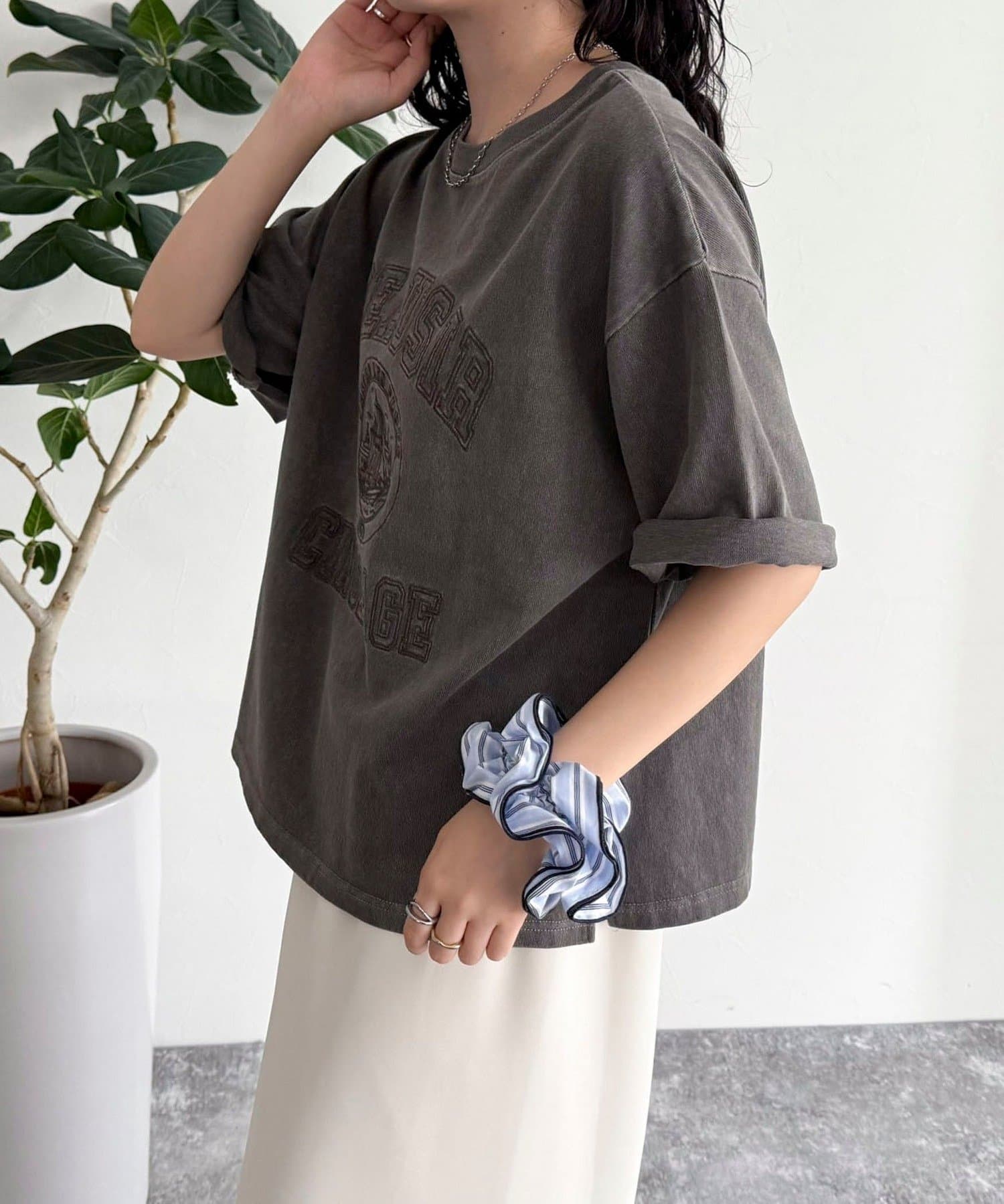 FREDY & GLOSTER(フレディ アンド グロスター) ピグメント刺繍クロップドT