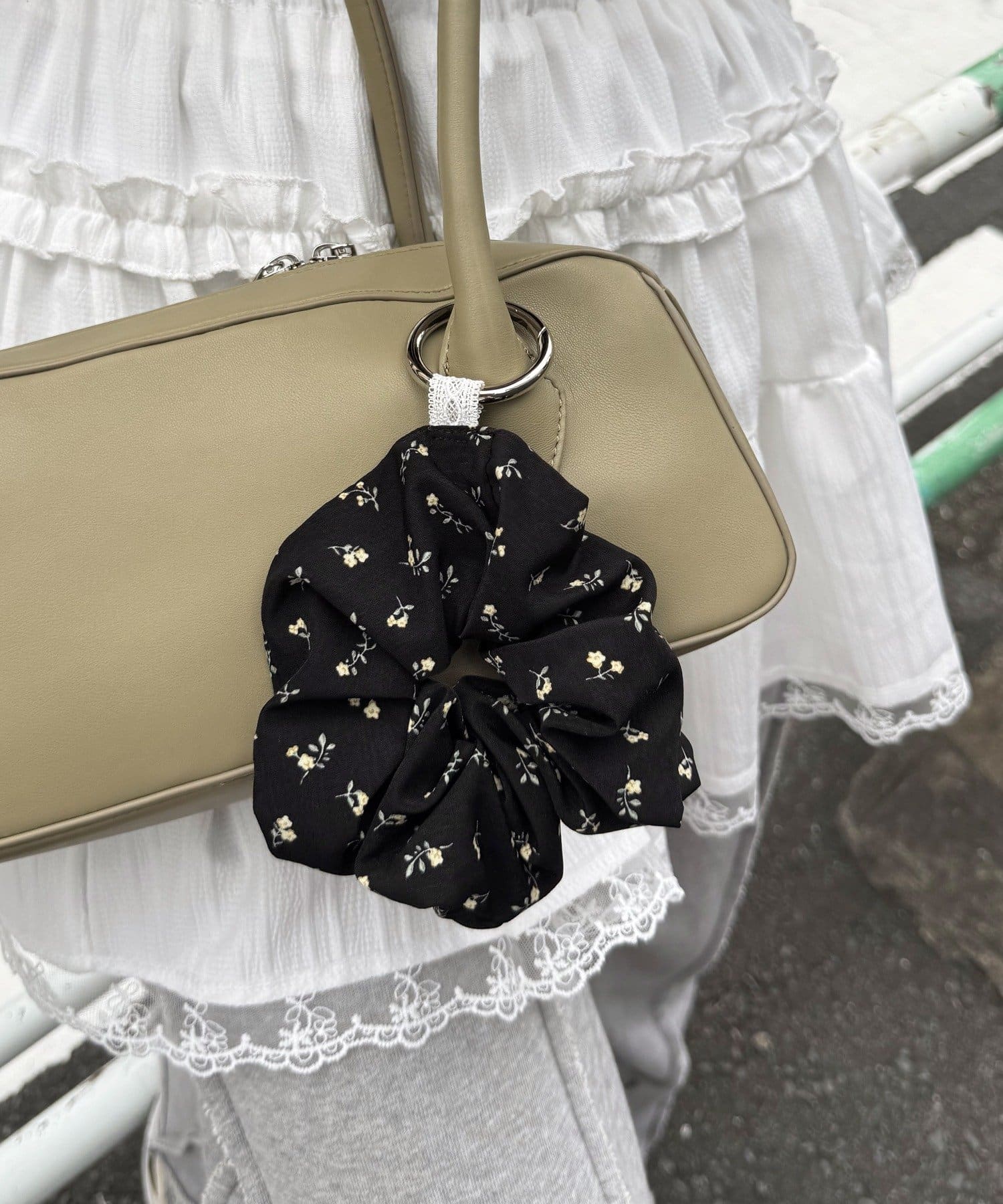 Lattice(ラティス) 【WEB限定カラーあり】シュシュチャーム