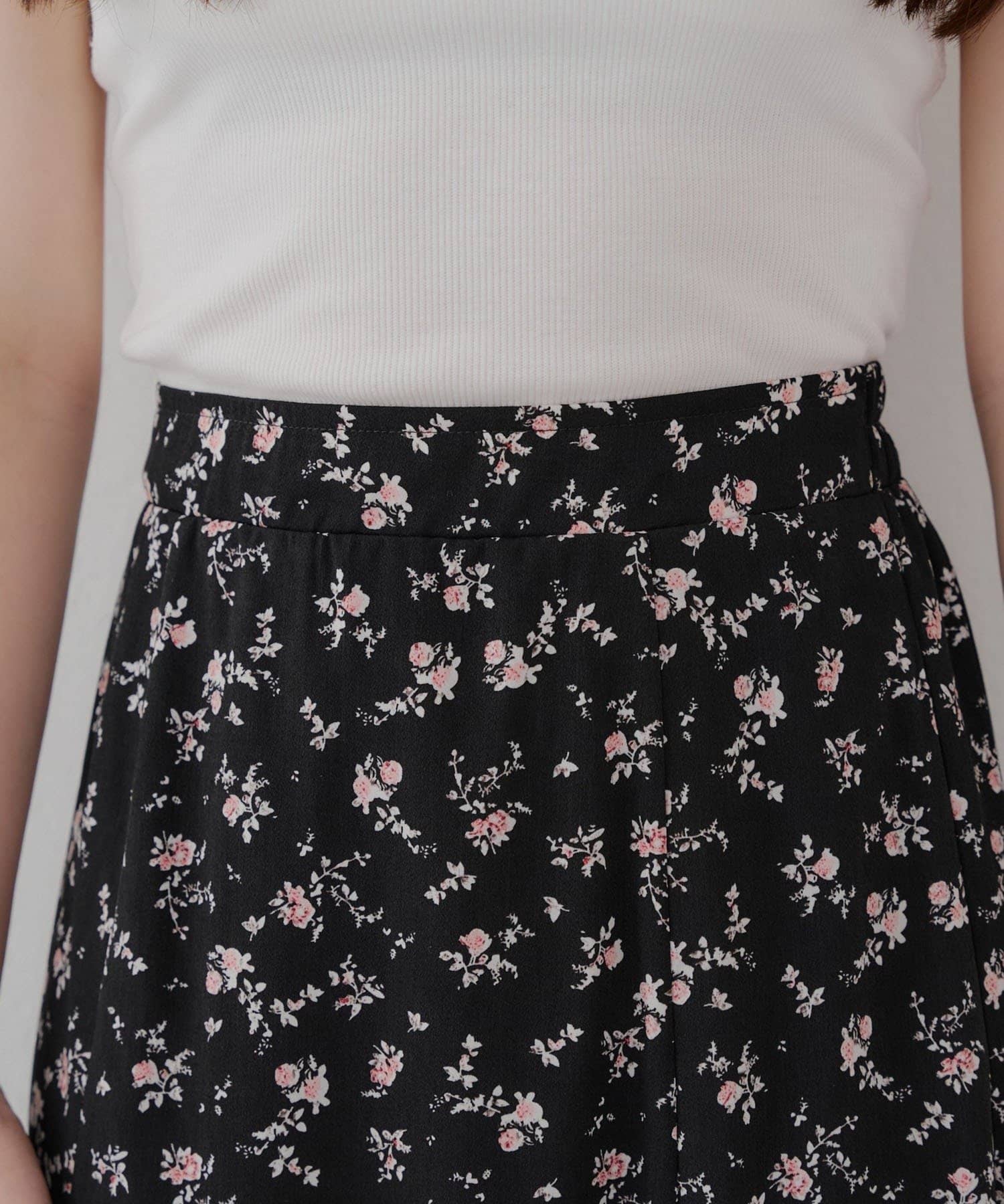 NICE CLAUP / OLIVE des OLIVE OUTLET(ナイスクラップ  / オリーブ デ オリーブ アウトレット) 愛されアイテム【RMAF】小花プリントマーメイドスカート