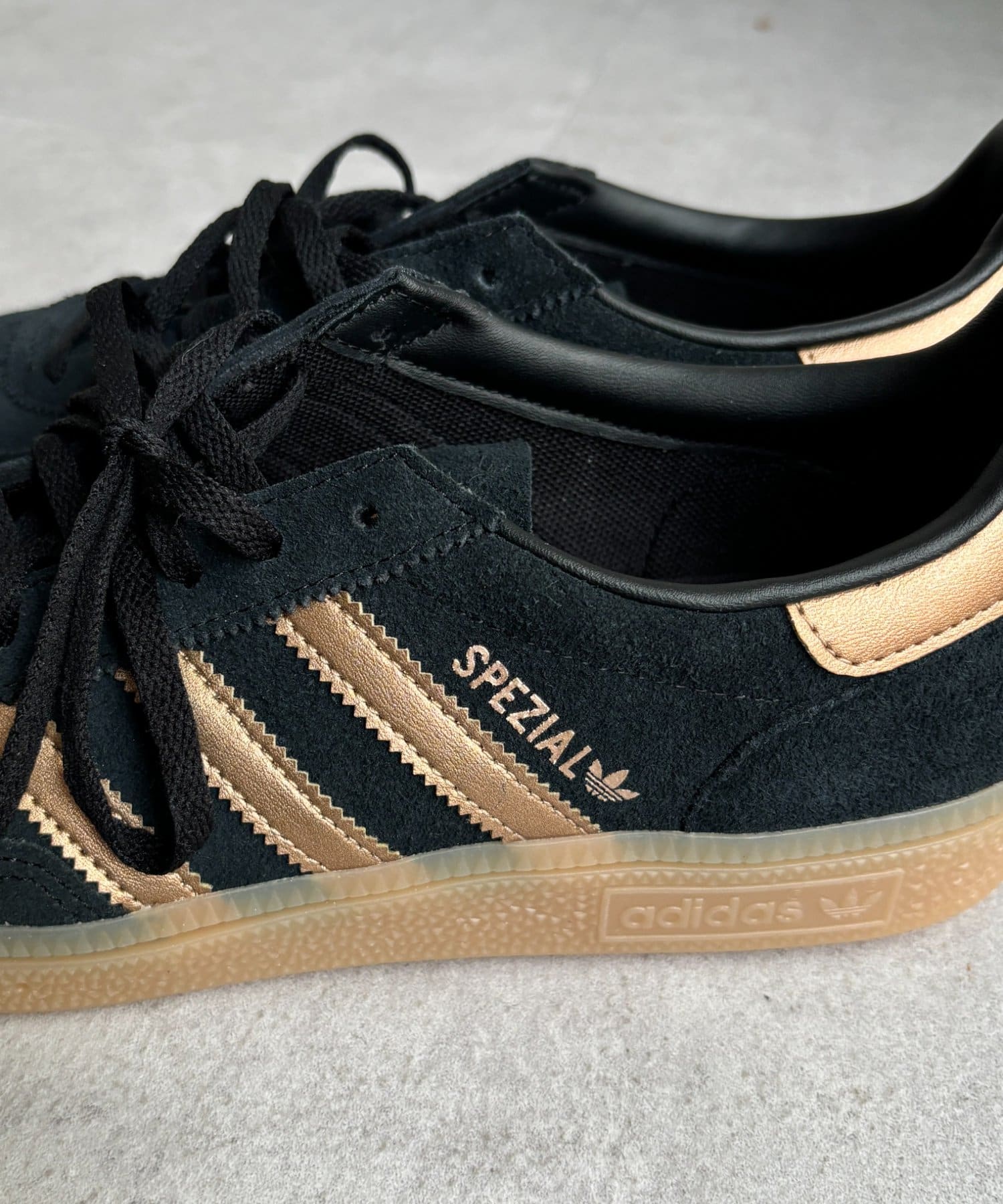 DOUDOU(ドゥドゥ) adidas HANDBALL SPEZIAL W