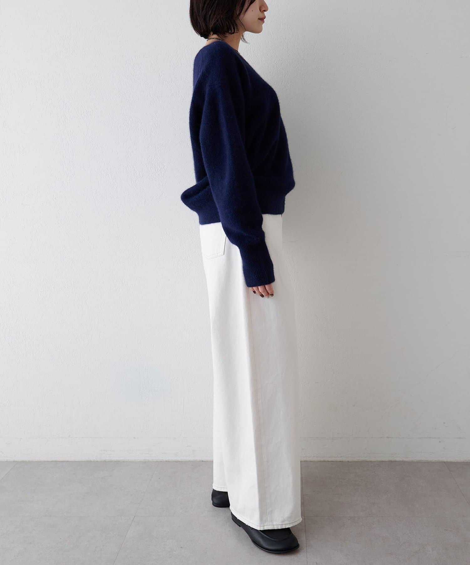 Whim Gazette(ウィム ガゼット) フォックスウール Vネックプルオーバー