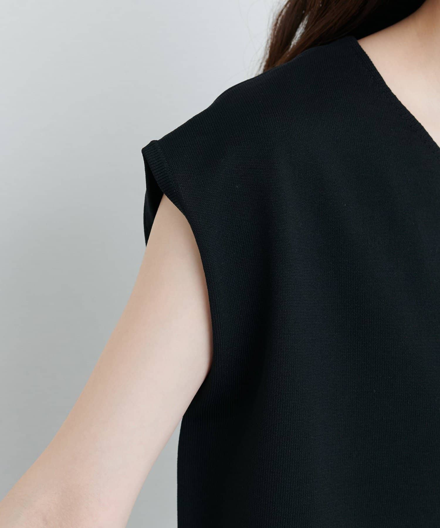 NICE CLAUP / OLIVE des OLIVE OUTLET(ナイスクラップ  / オリーブ デ オリーブ アウトレット) 【natural couture】セットアップ対応Ｖネックシンプルニット