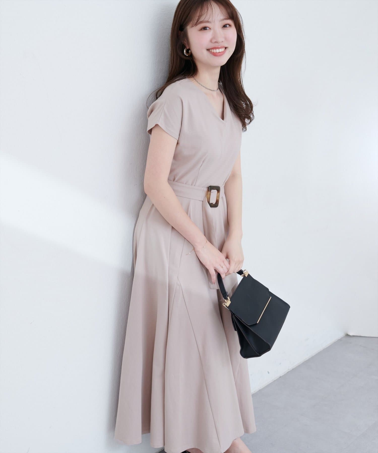NICE CLAUP / OLIVE des OLIVE OUTLET(ナイスクラップ  / オリーブ デ オリーブ アウトレット) 【natural couture】Vネックカットソーワンピース