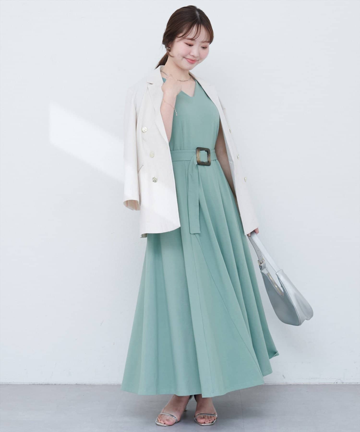 NICE CLAUP / OLIVE des OLIVE OUTLET(ナイスクラップ  / オリーブ デ オリーブ アウトレット) 【natural couture】Vネックカットソーワンピース