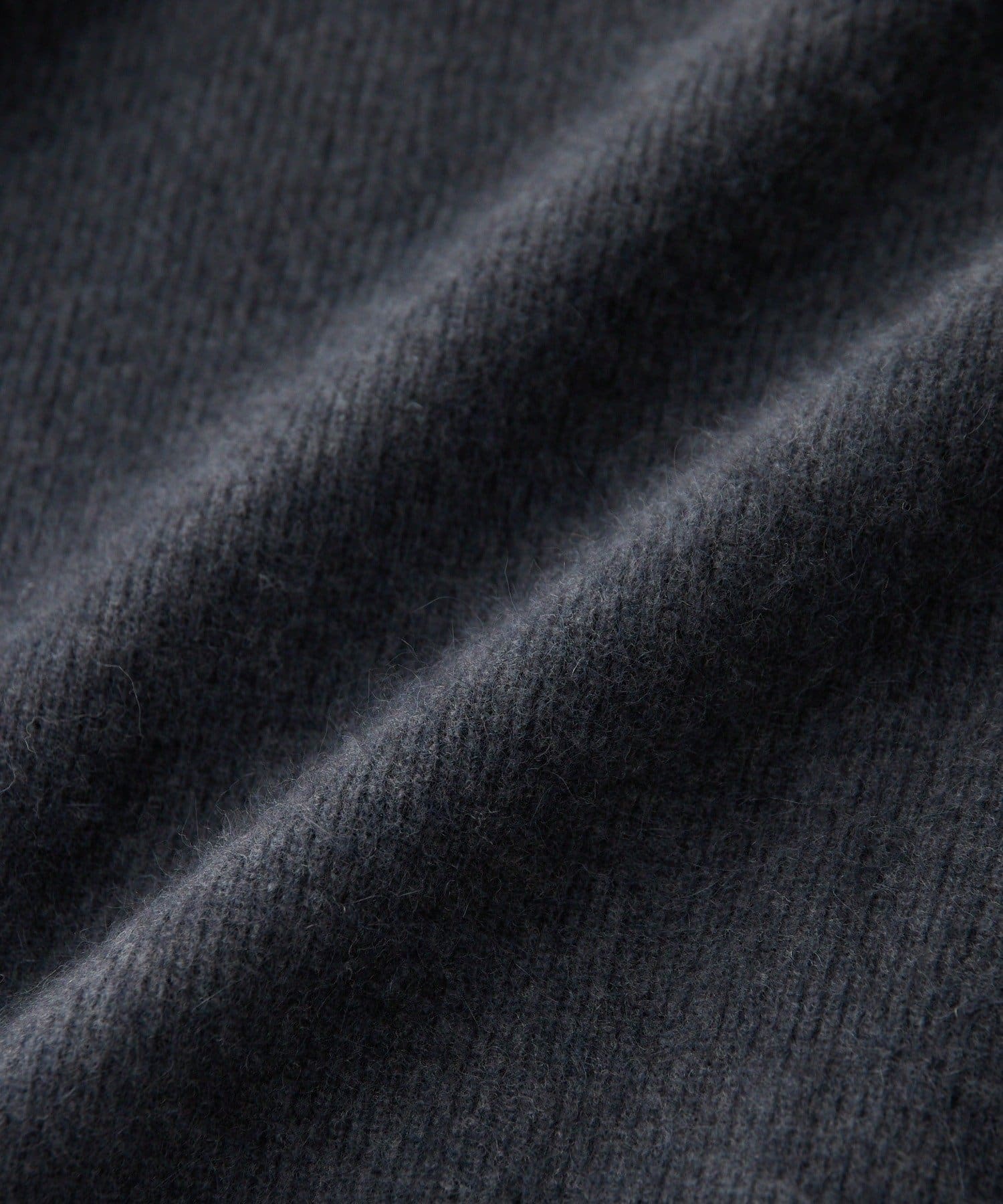 RIVE DROITE(リヴドロワ) 【6色展開/名品/柔らかな風合い】ヘアリーウール片畦Vネックニット