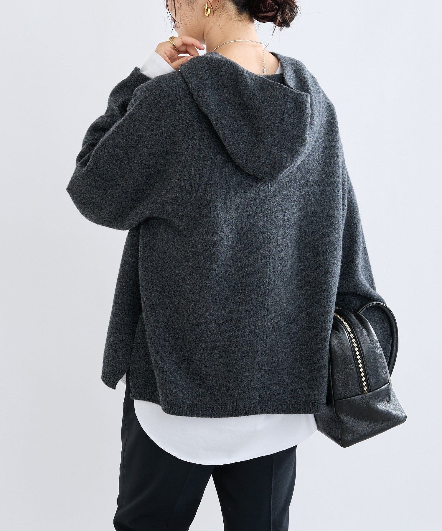 RIVE DROITE(リヴドロワ) 【フードがアクセントに】ウール100ホールガーメントフーディ