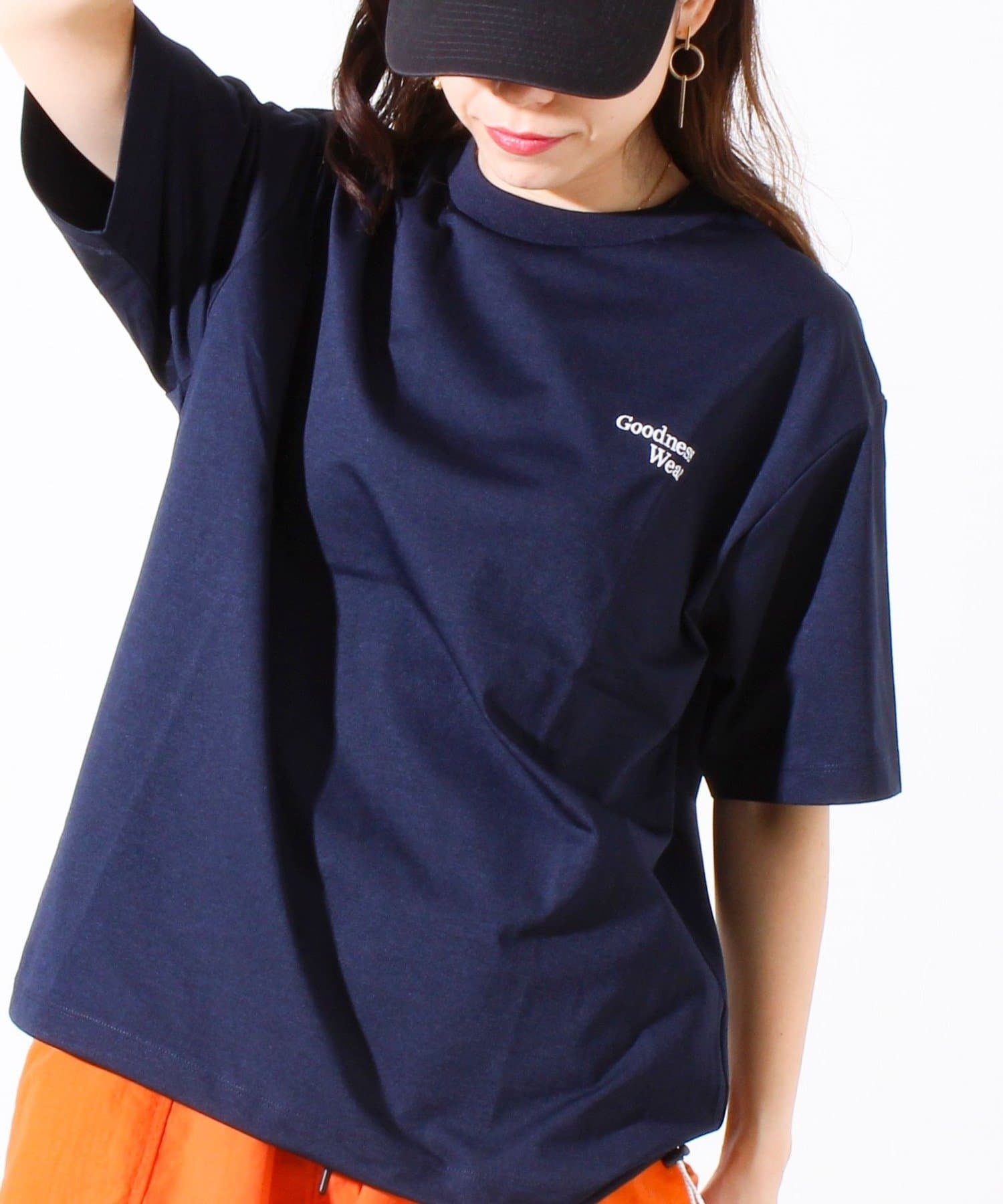 機能性と快適さを両立したロゴ刺繍Tシャツ（PERFECTEX使用）おすすめポイント・【高機能素材使用】速乾・ストレッチ・抗ピリング・耐洗濯に優れた「PERFECTEX（パーフェクテックス）」天竺を採用
