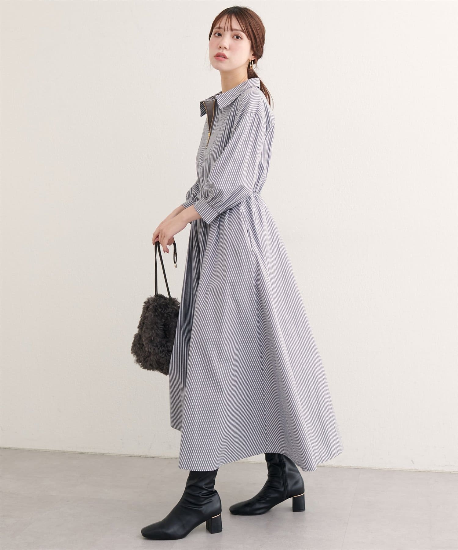 natural couture(ナチュラルクチュール) 【WEB限定】フロントZIP衿付きワンピース