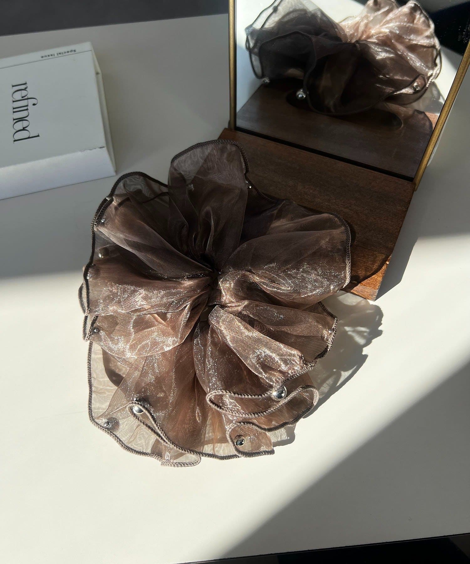 CAPRICIEUX LE'MAGE(カプリシュレマージュ) 〈GOLDY/ゴールディ〉オーガンジーシルバードットシュシュ