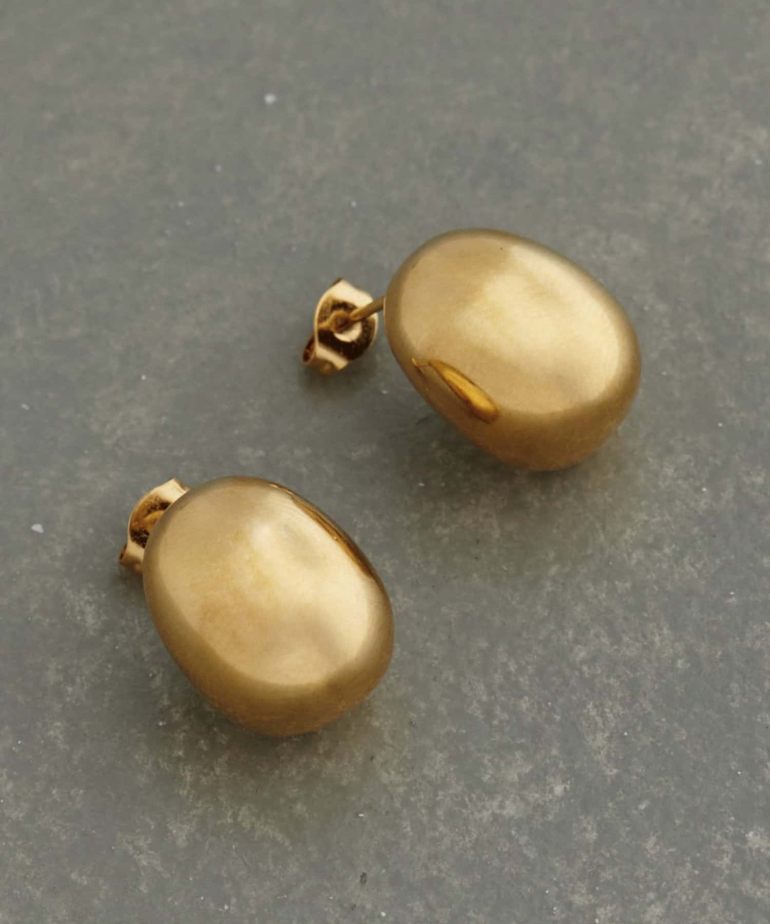 LARUTA(ラルータ) シンプルボリュームピアス