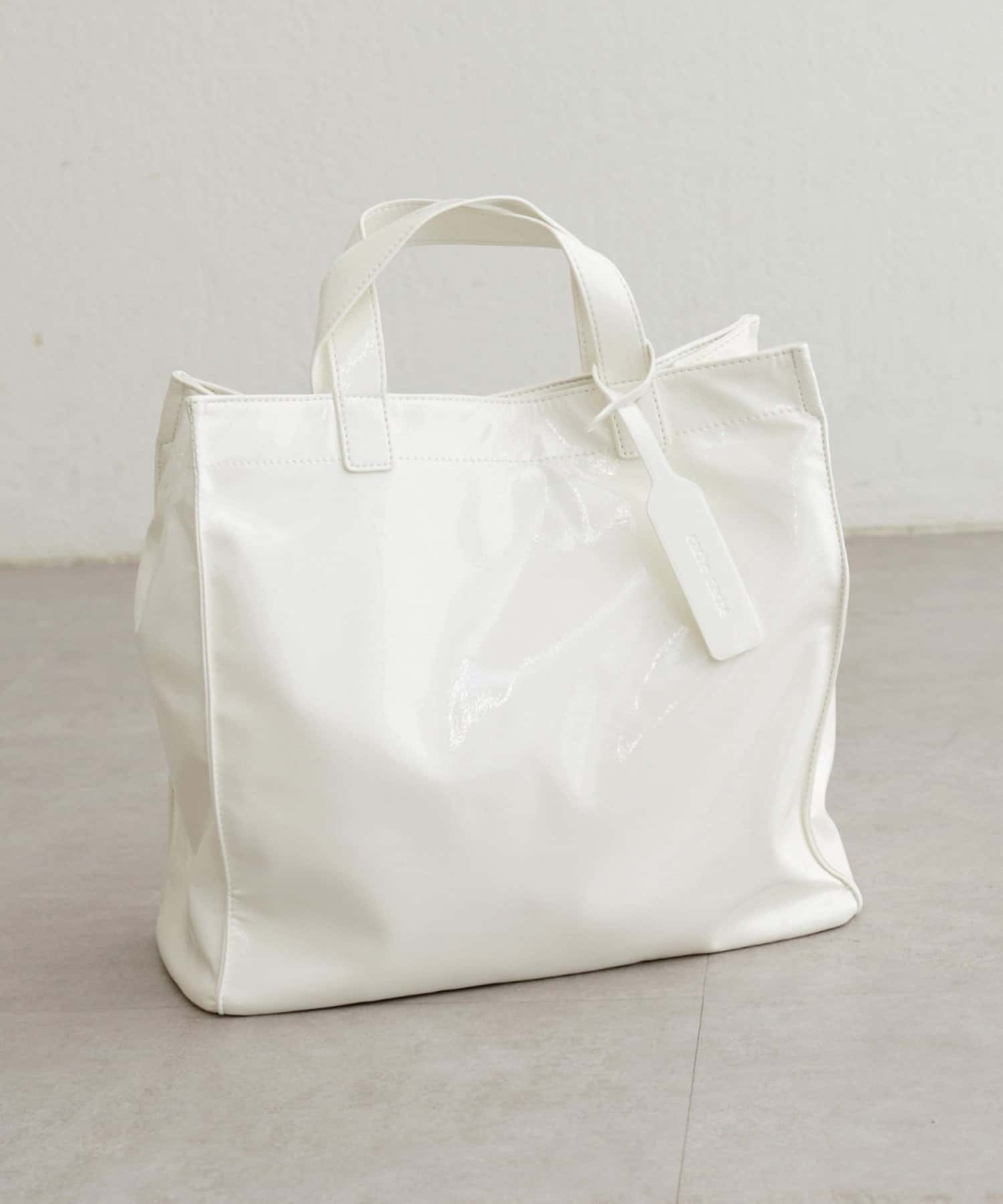 LARUTA(ラルータ) ソフトエナメルショッパーバッグ