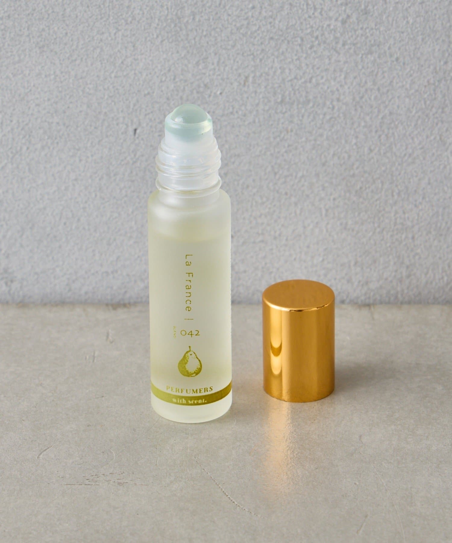 BIRTHDAY BAR(バースデイバー) PERFUMERS Fruit Collection   ロールオンパフューム