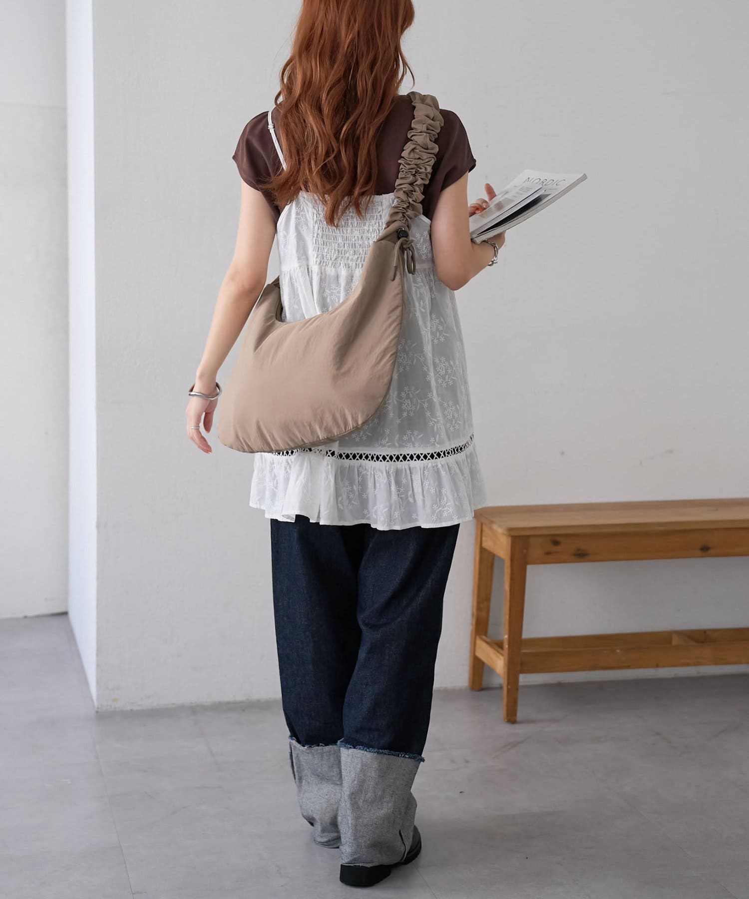 DISCOAT(ディスコート) 【A4サイズ収納可/ユニセックス】パデットナイロンショルダーバック《詳細動画あり》