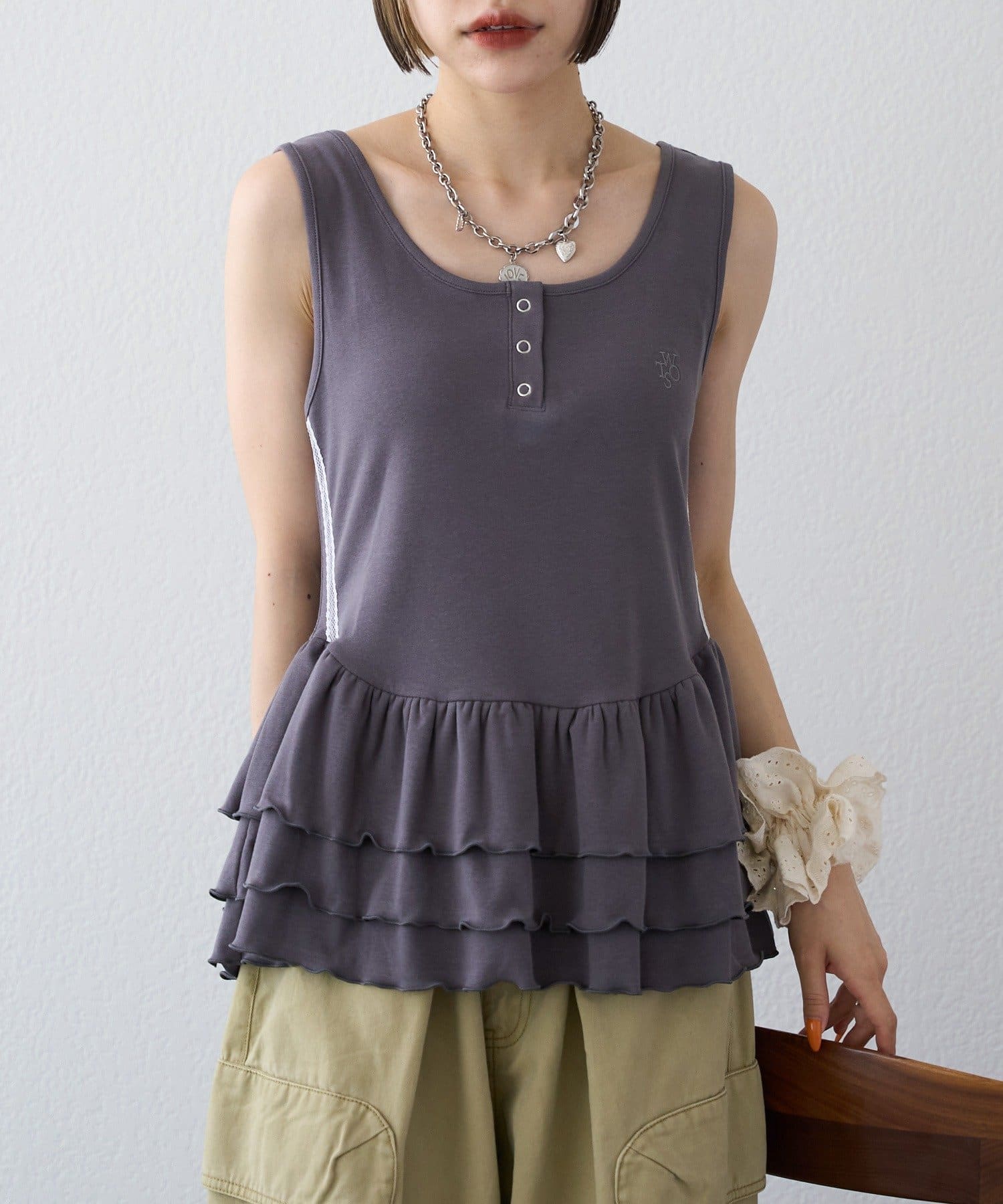 w closet(ダブルクローゼット) 【25AW】ラインティアードタンク