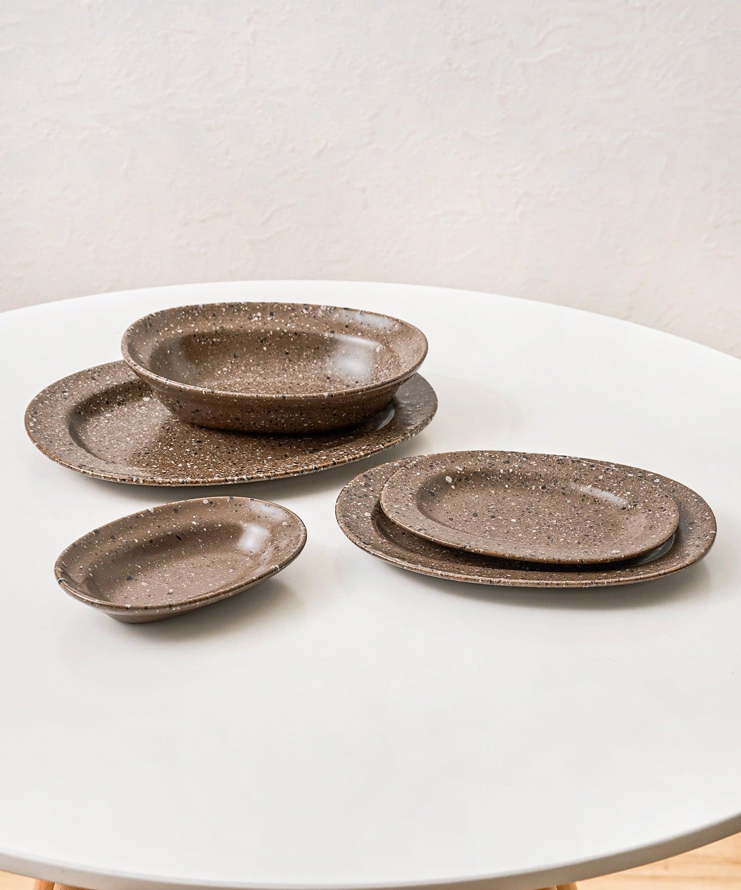 3COINS(スリーコインズ) オーバルボウル：400ml