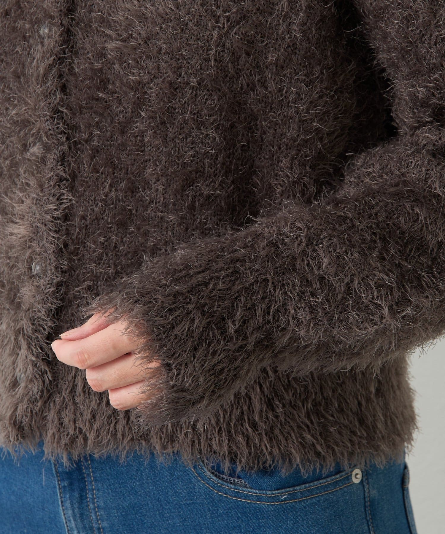 un dix cors(アンディコール) 《セットアップ可・大人フェミニンに》ソフトシャギークリアボタンカーディガン