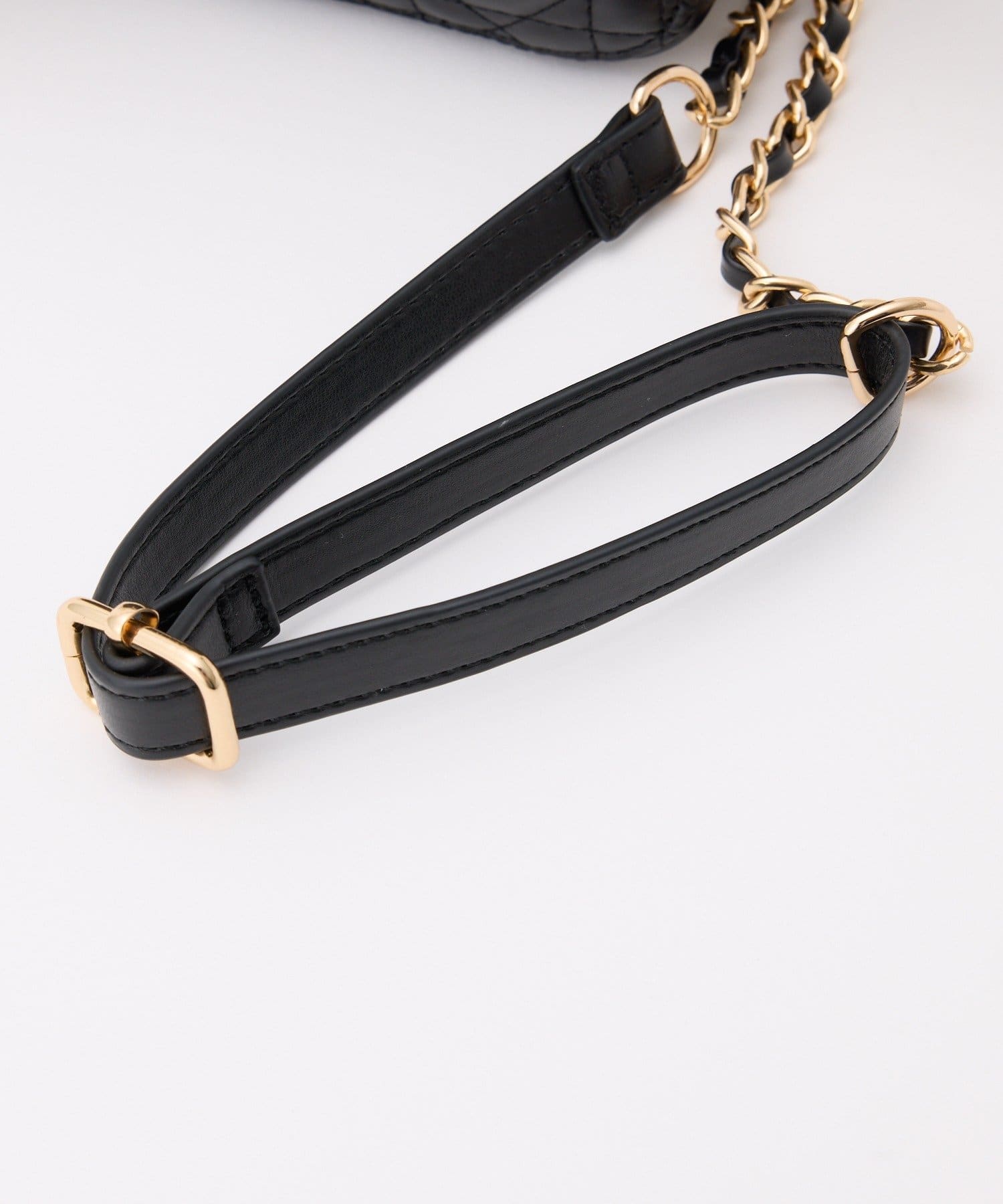 one after another NICE CLAUP(ワンアフターアナザー ナイスクラップ) 【Mode Ribbon Collection】リボンつきミニスクエアバッグ